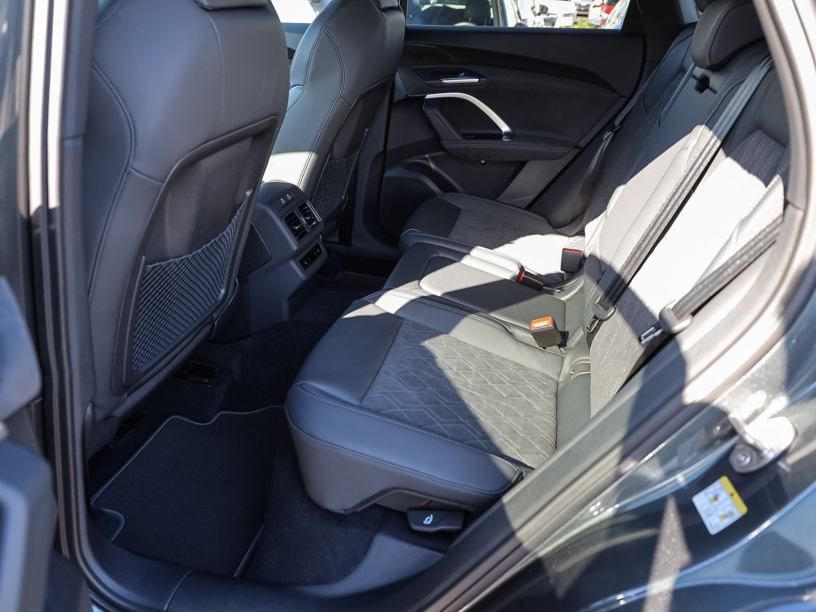 Audi Q5 S line  Sportback e-hybrid qu.  270kW Tech-Plus 21" AHK