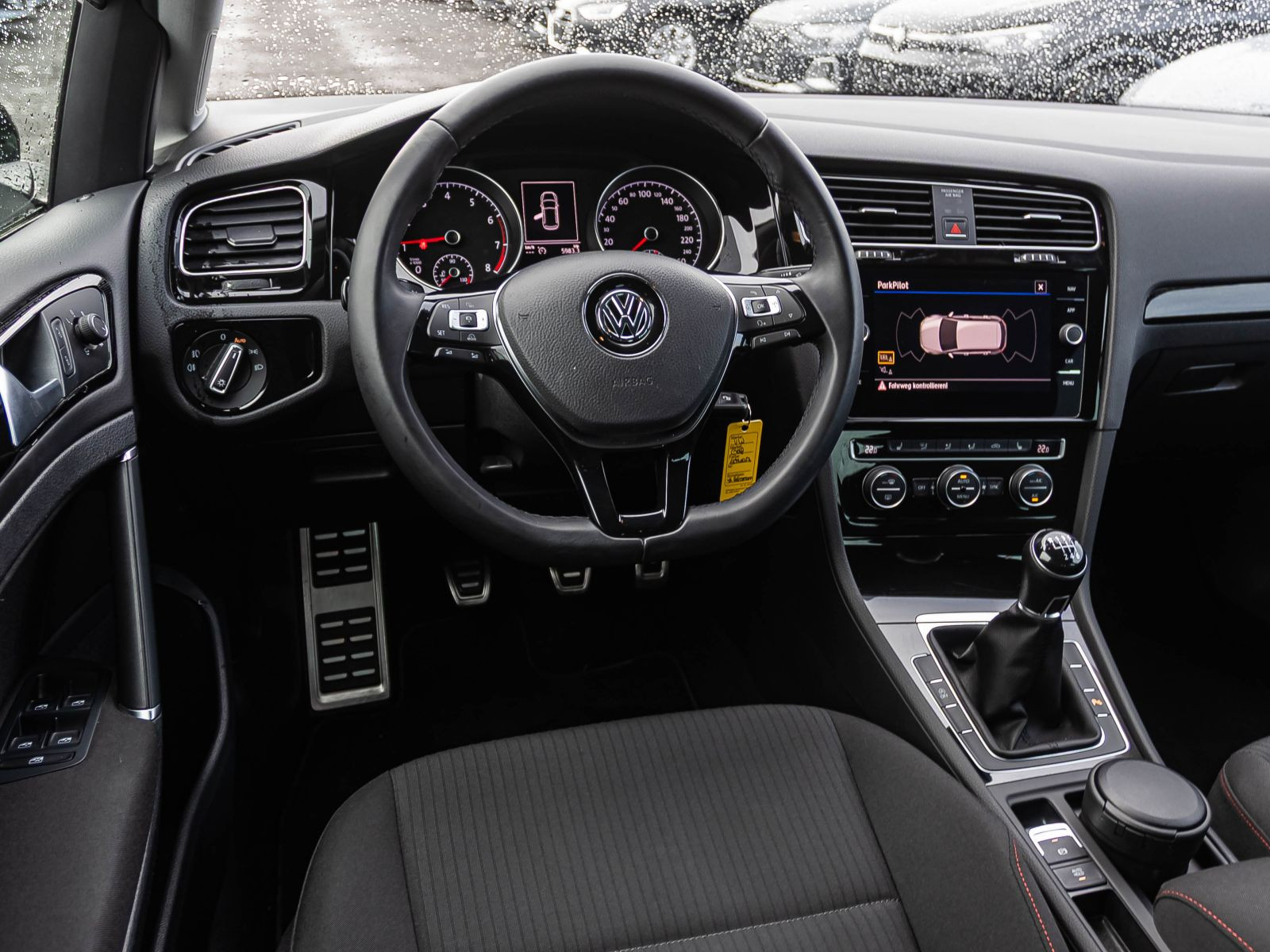 Volkswagen Golf SOUND 1.0TSI Navi ACC EPH CarPlay