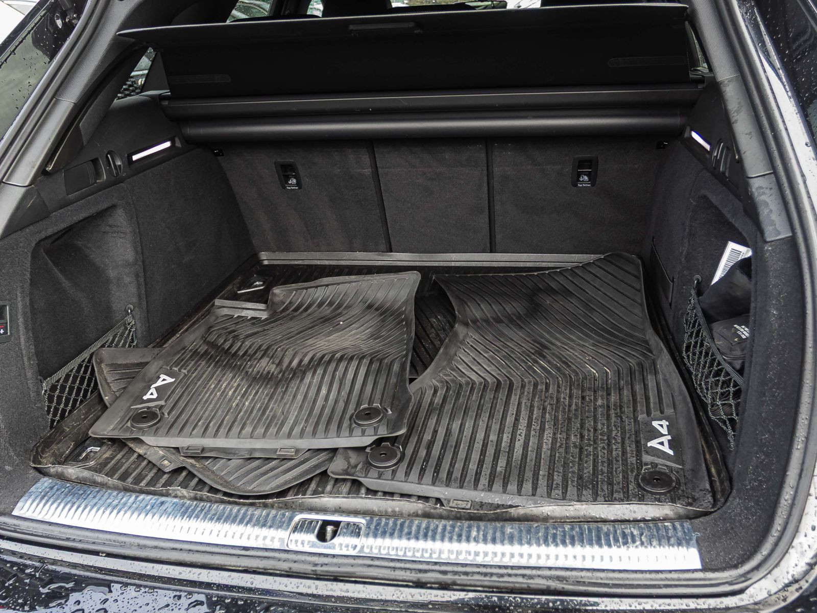 Audi A4 Avant S line 40TDI qu Stronic Navi LED EPH AHK