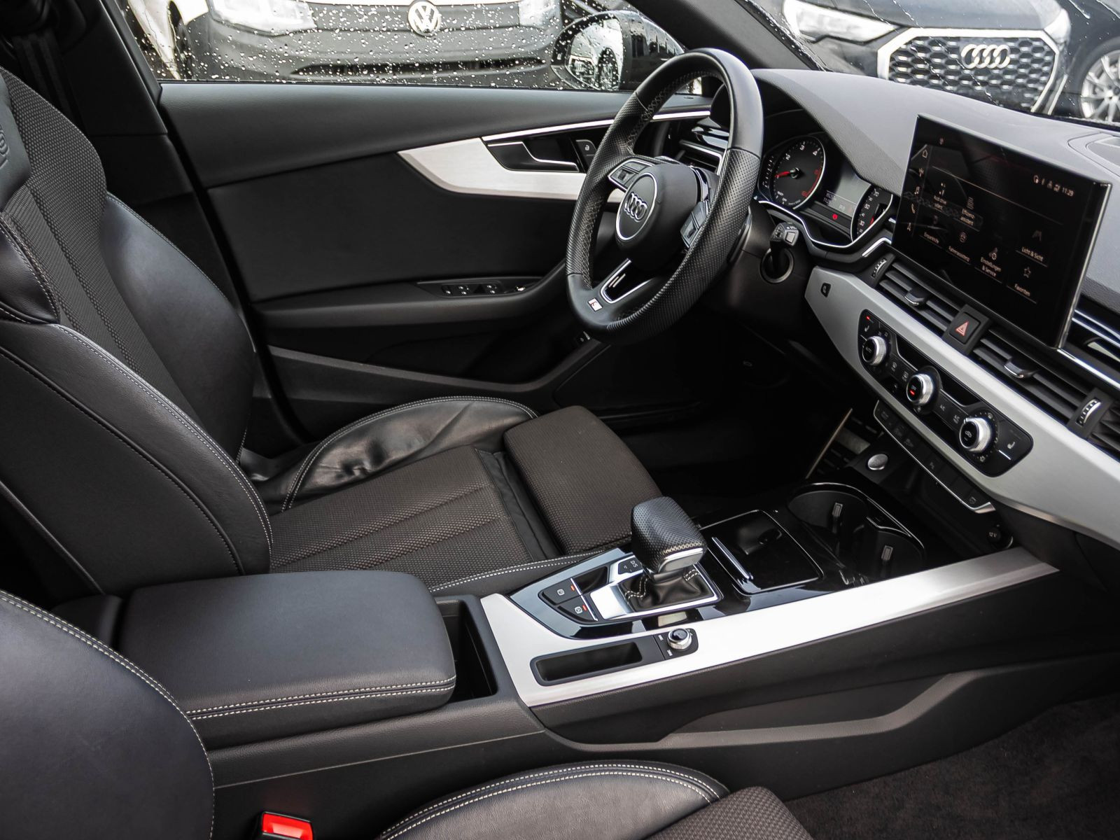 Audi A4 Avant S line 40TDI qu Stronic Navi LED EPH AHK