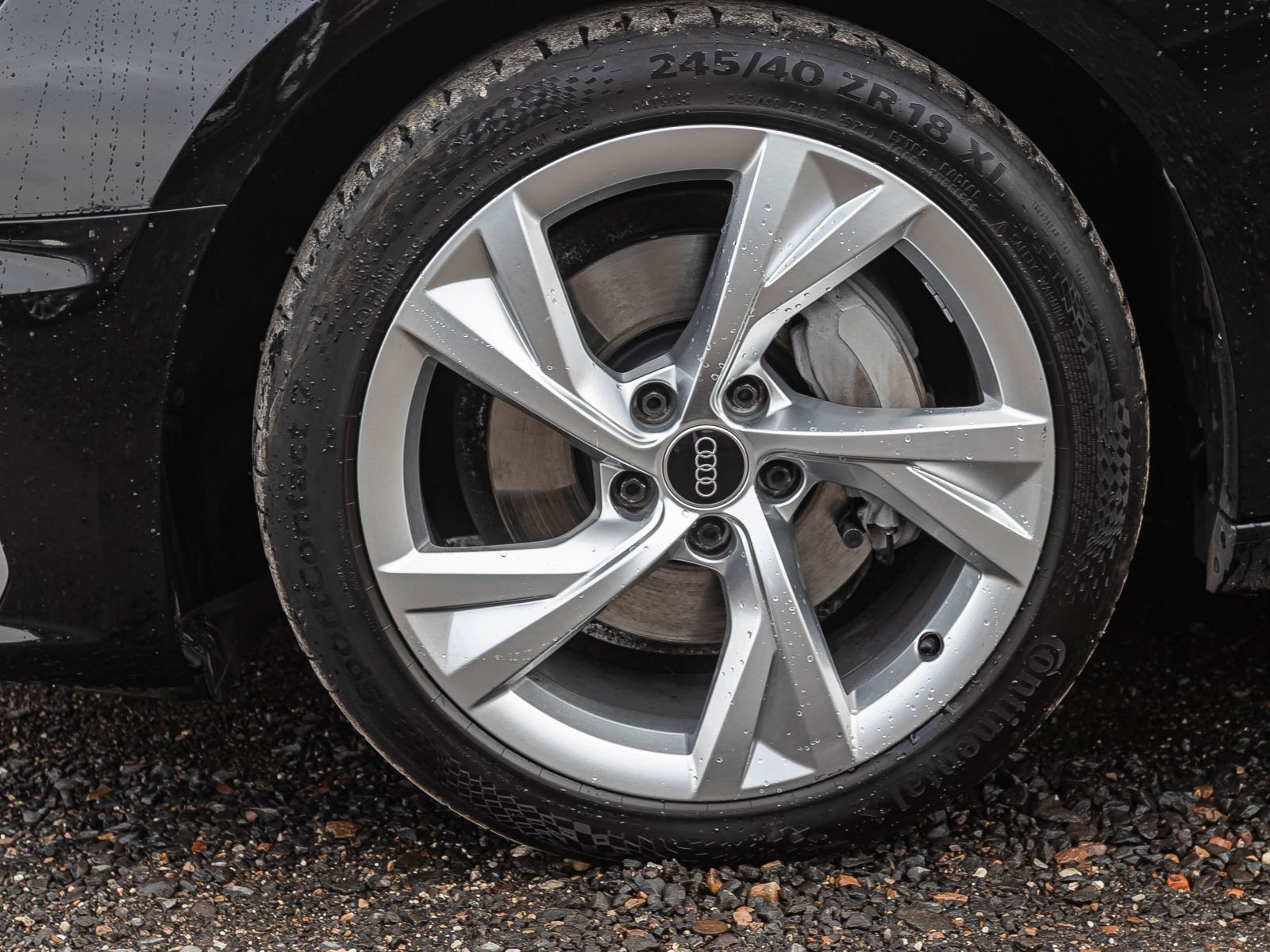 Audi A4 Avant S line 40TDI qu Stronic Navi LED EPH AHK