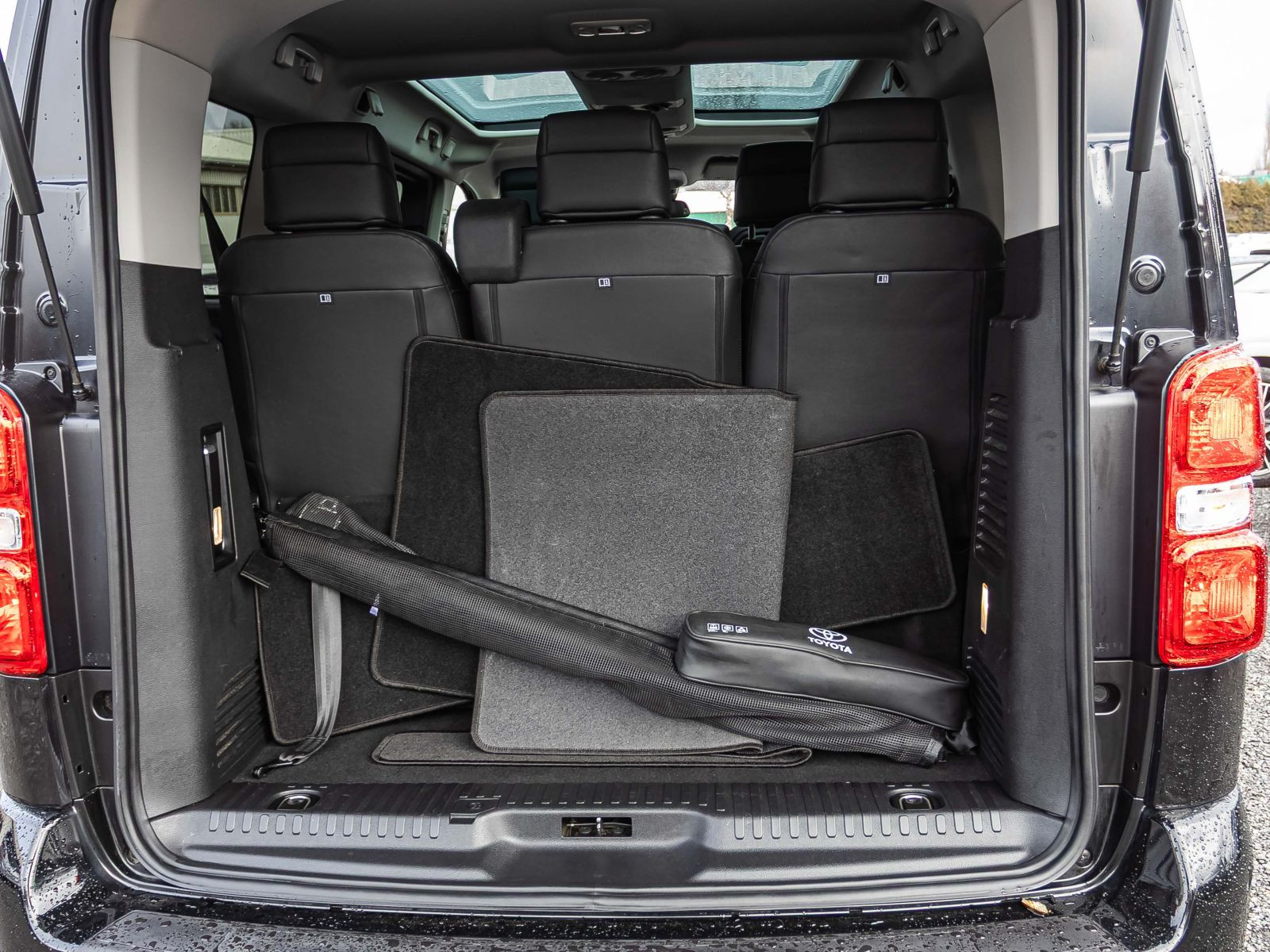 Toyota Proace Verso Executive Navi HuD Leder Panorama