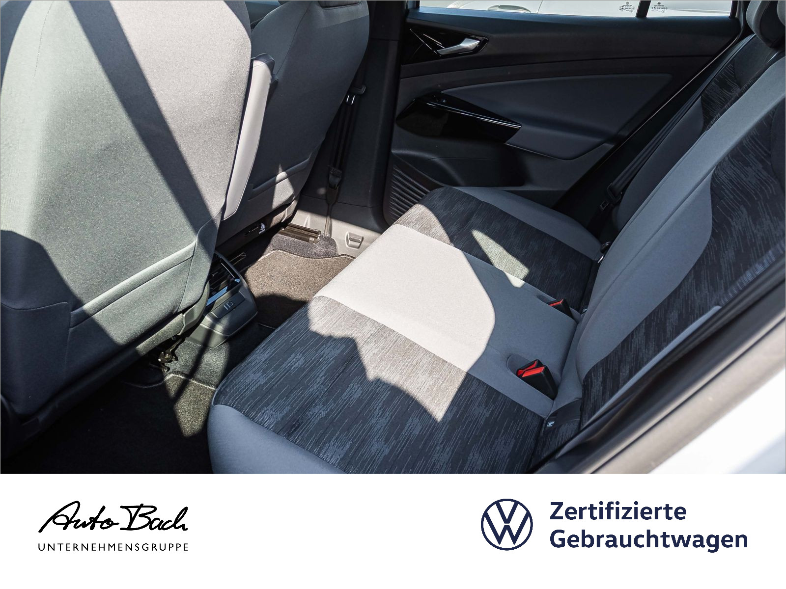 Volkswagen ID.4 Pure Performance, Navi, LED, Standklimatisierung, App-Connect