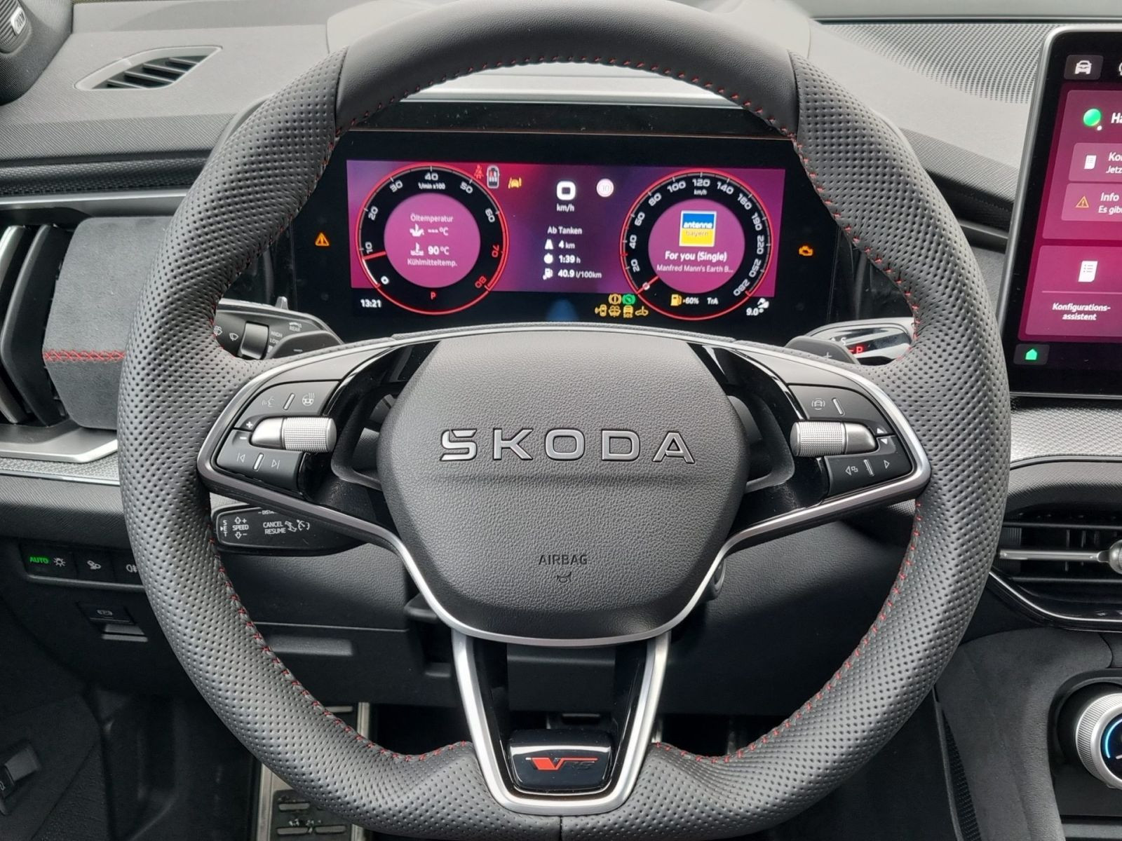 Skoda Kodiaq RS 2,0 TSI DSG 4x4 ACC AHK HuD LED NAVI