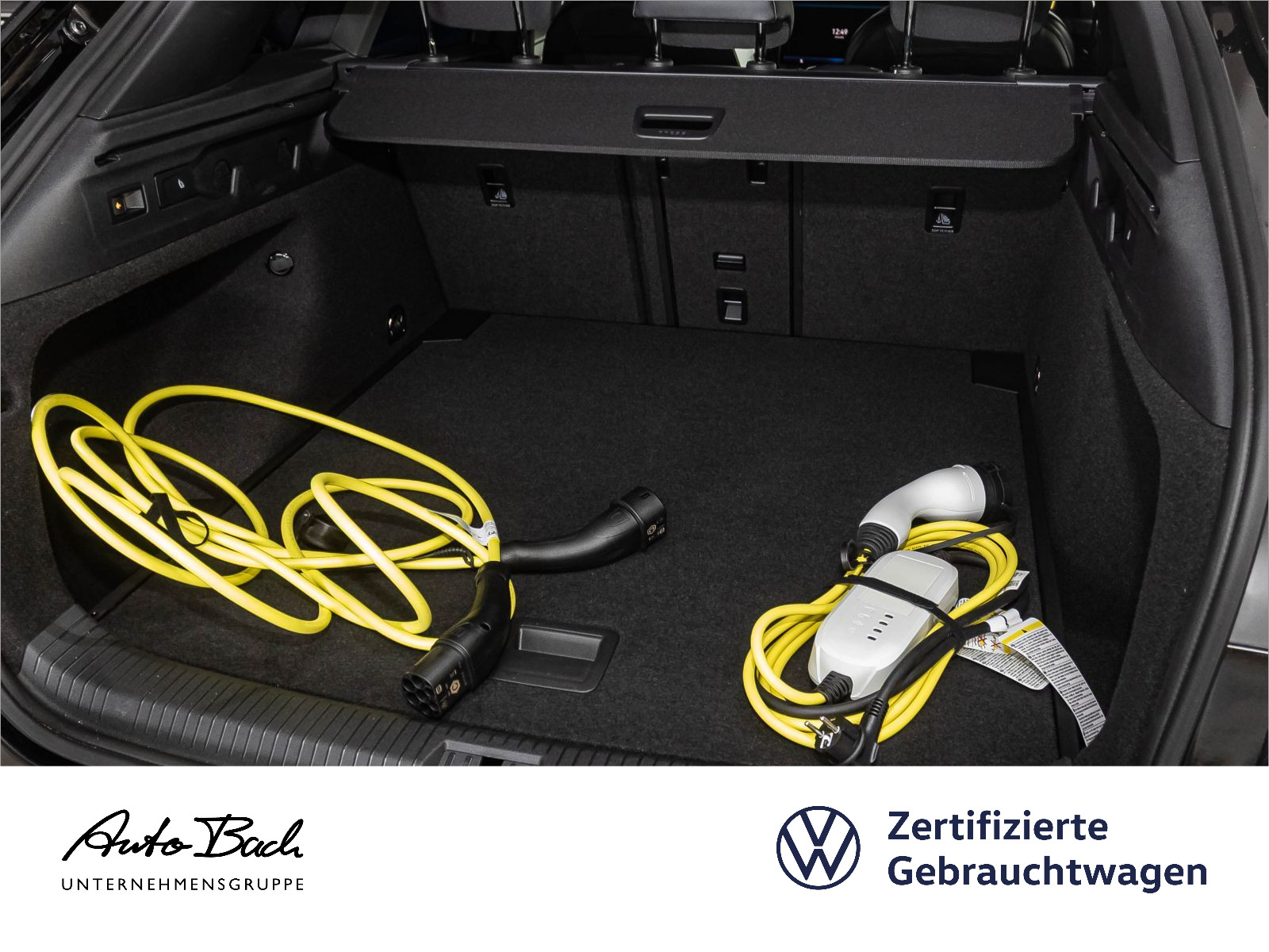 Volkswagen ID.7 Tourer GTX, AHK, Panoramadach, LED-Matrix, Navi, Area View, App-Connect