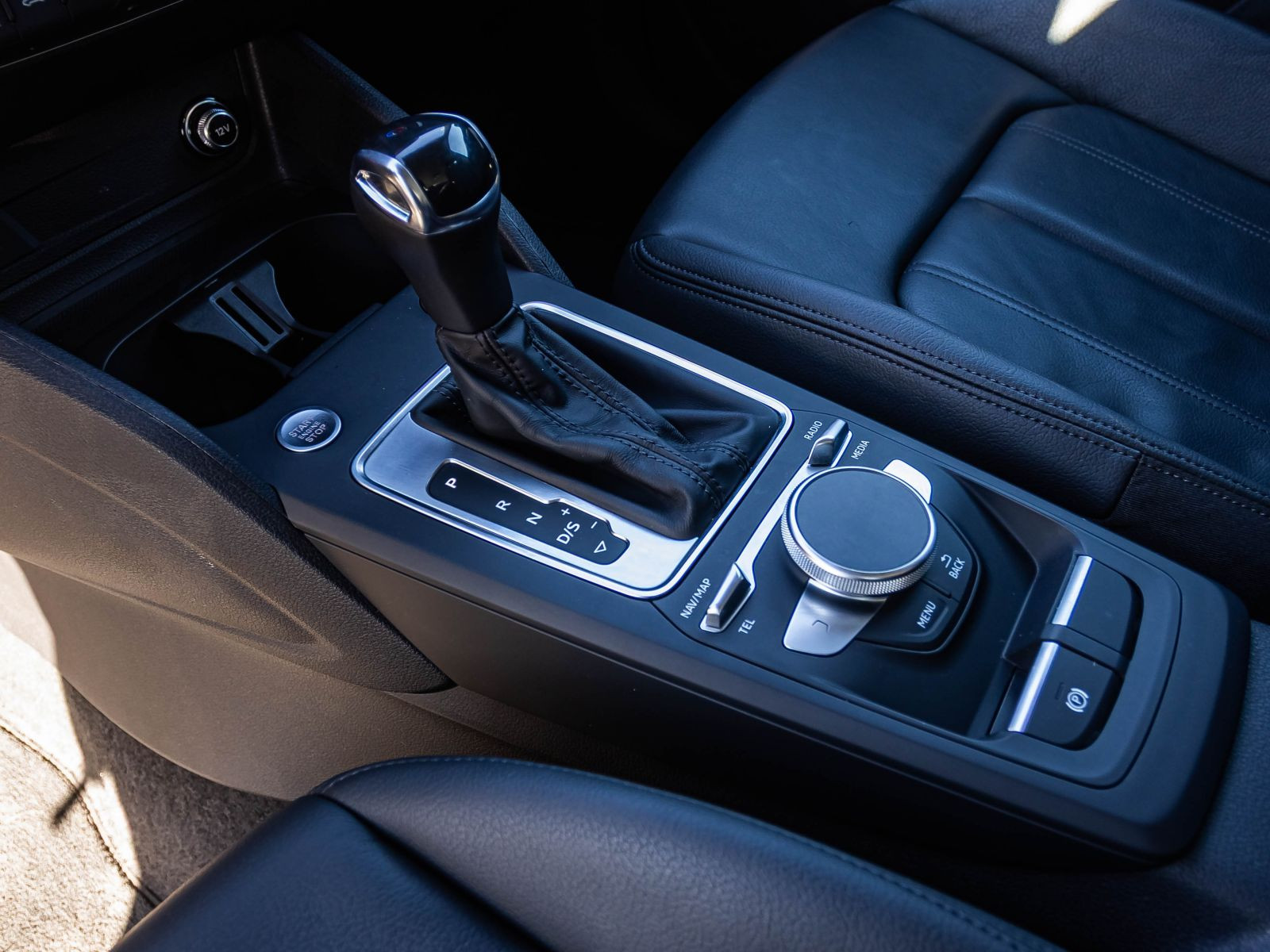 Audi Q2 Advanced 35TFSI Stronic Navi LED GRA CarPlay