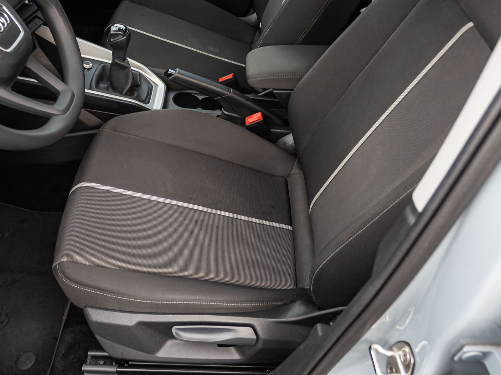 Audi A1 citycarver 30TFSI GRA CarPlay Sitzhzg RFK DAB