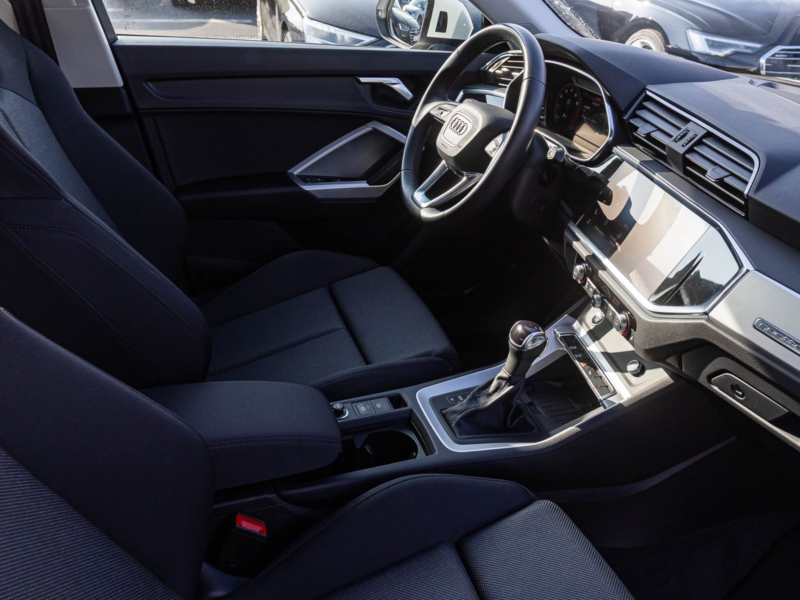 Audi Q3 advanced 40 TFSI qu Stronic Navi LED CarPlay