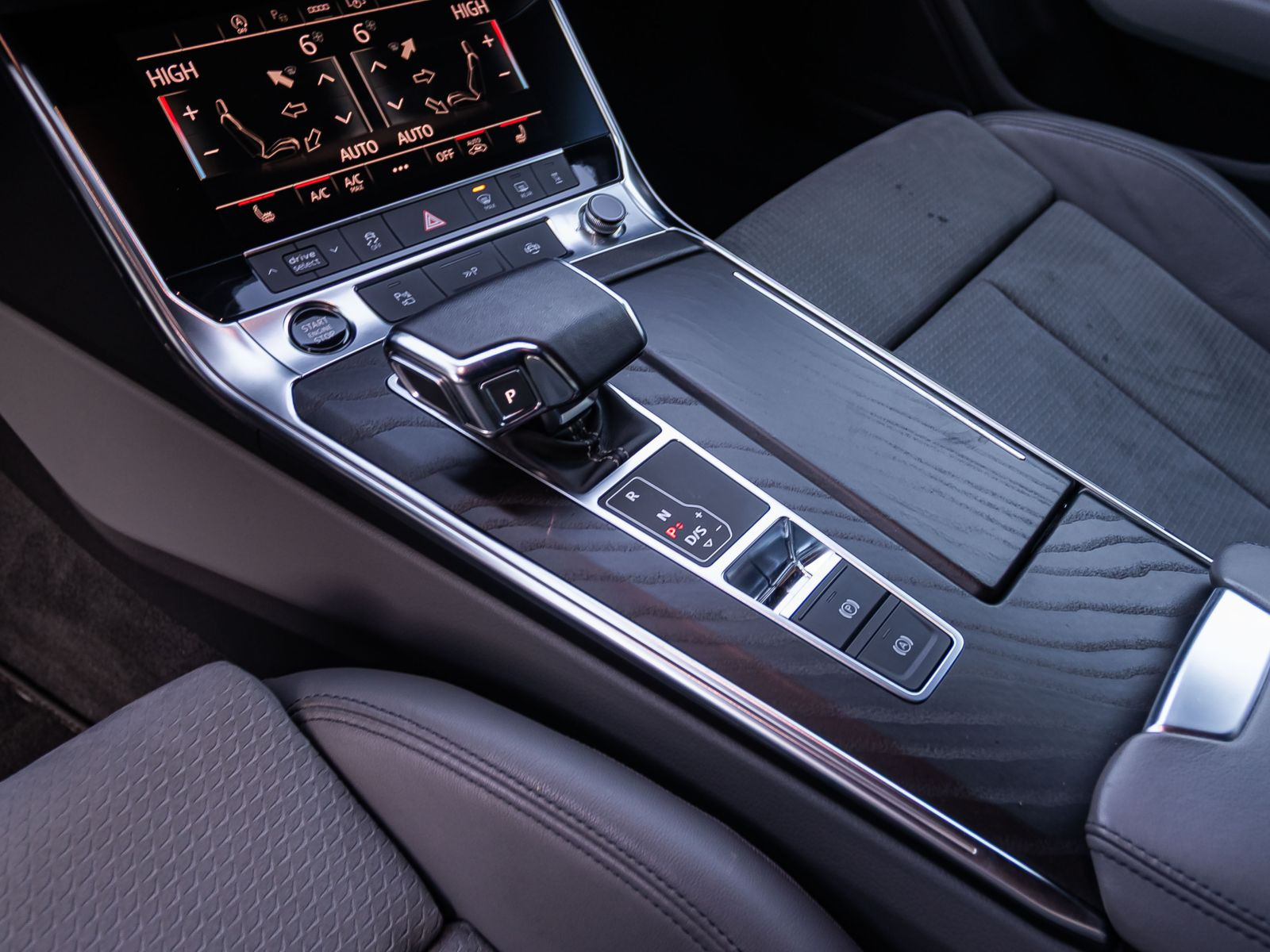 Audi A6 Avant S line 45TFSI qu Standhzg Panoama Matrix B&O