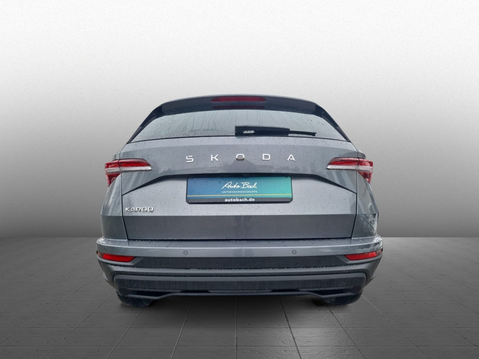 Skoda Karoq Tour 1.5 TSI DSG 360°Kamera Navi  LED AHK