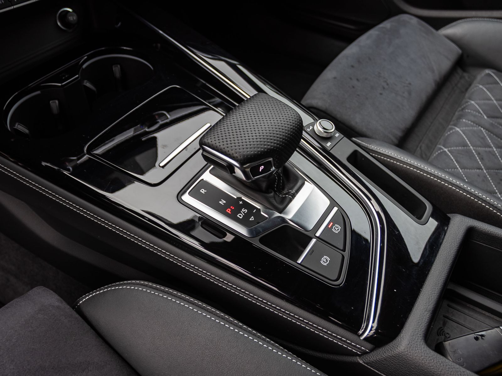 Audi A4 S line 50TDI qu Navi Matrix GRA EPH DAB AHK