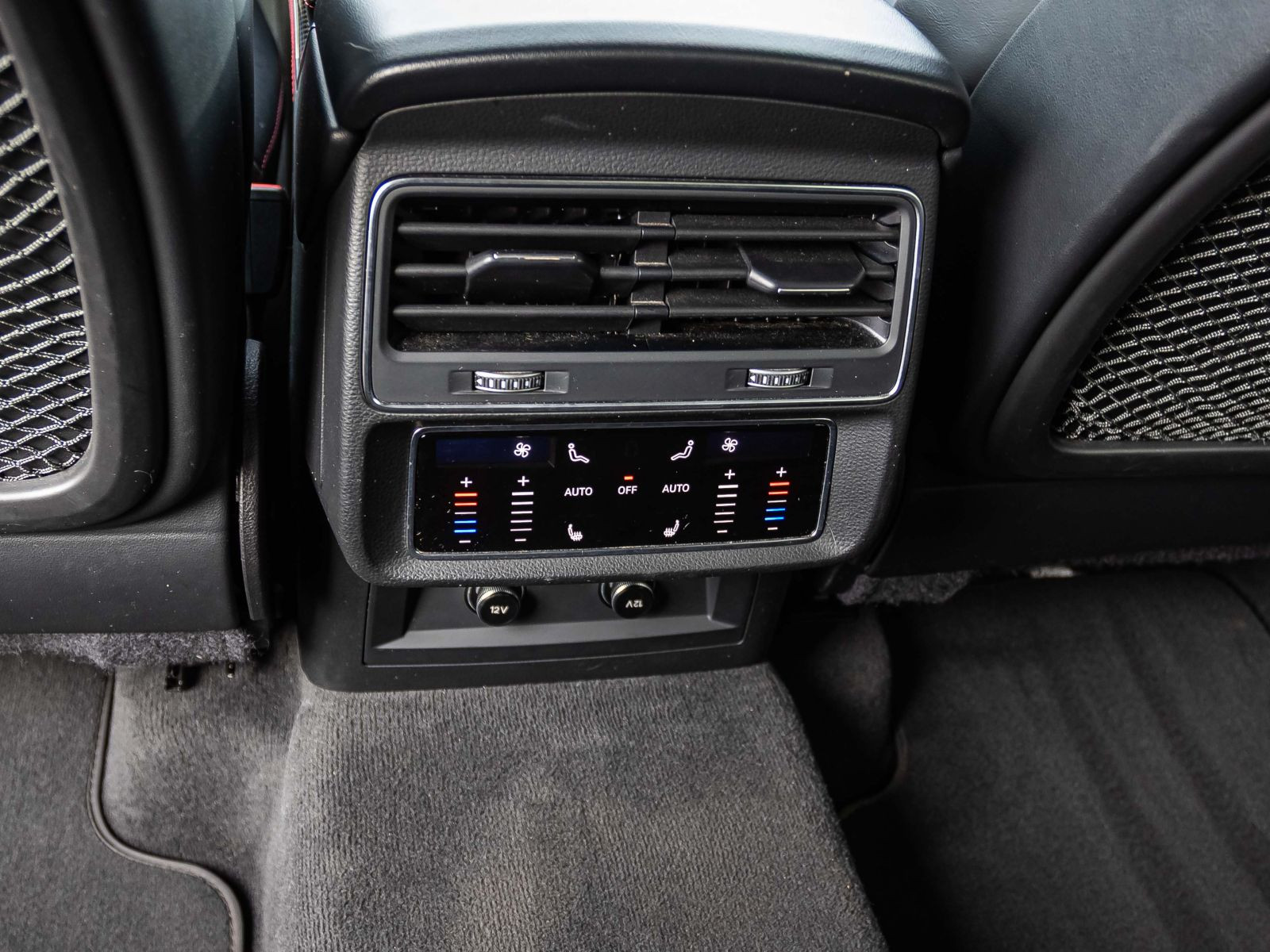 Audi SQ8 competition plus TFSI Navi Matrix Luftfederung