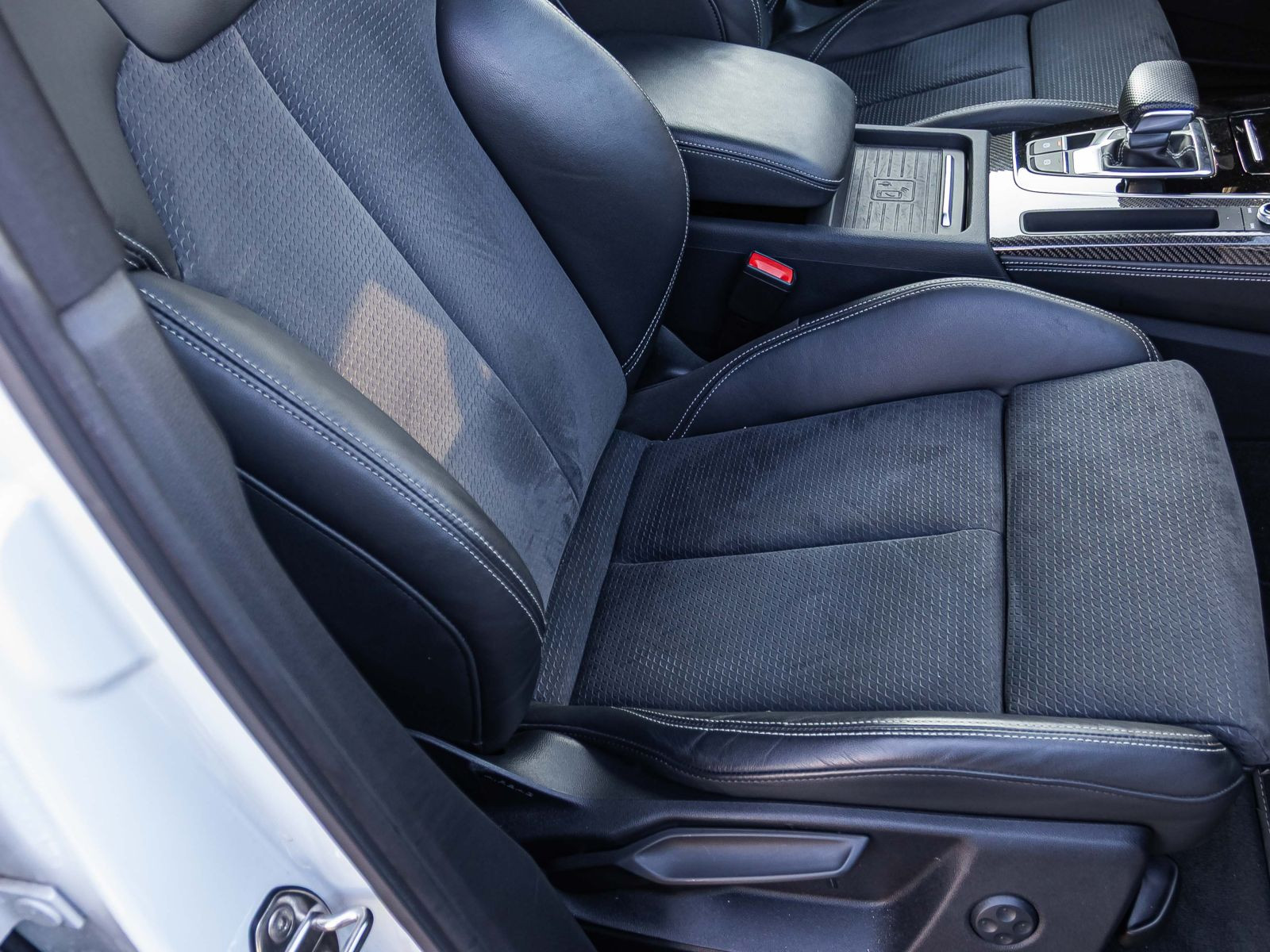 Audi Q5 S line 40TDI qu Stronic Navi HuD Matrix AHK