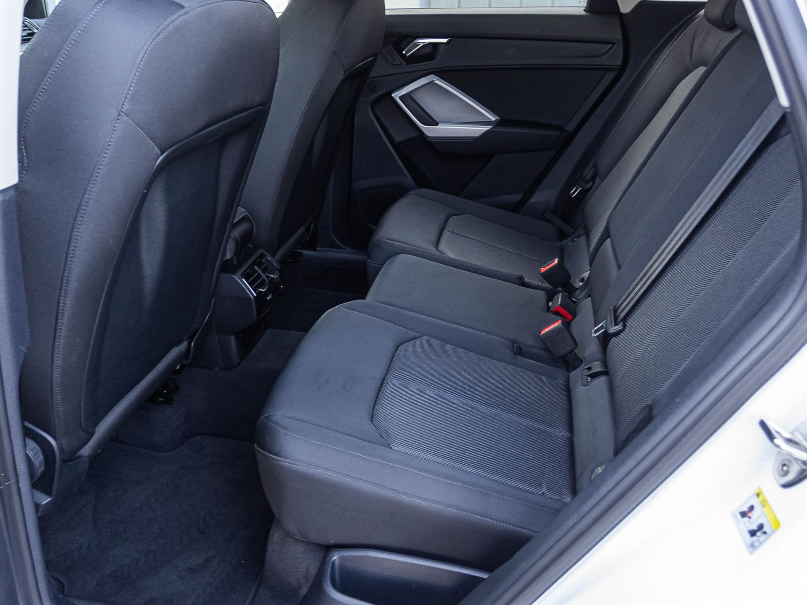 Audi Q3 35TDI Stronic Navi LED EPH CarPlay GRA