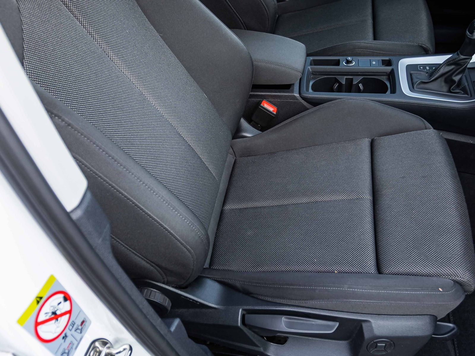 Audi Q3 35TDI Stronic Navi LED EPH CarPlay GRA