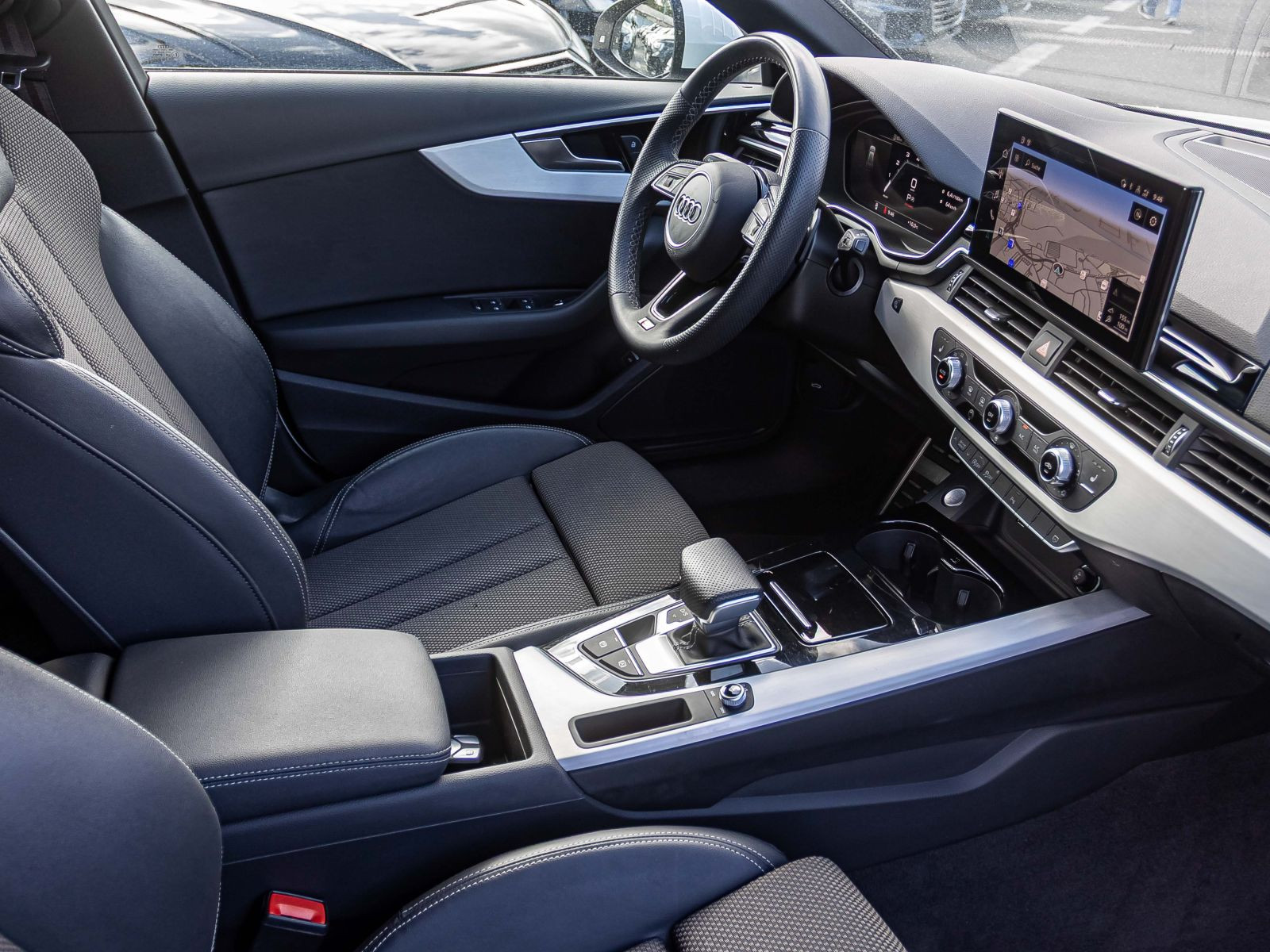 Audi A4 Avant S line 40TDI Stronic Navi LED CarPlay EPH