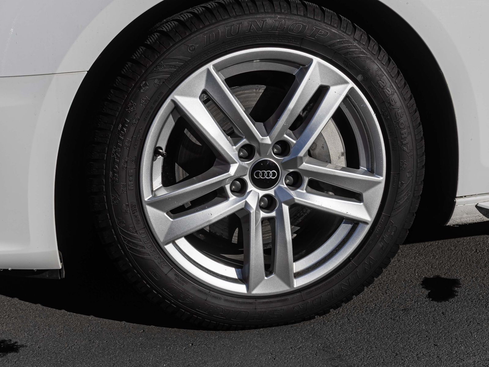 Audi A4 Avant S line 40TDI Stronic Navi LED CarPlay EPH