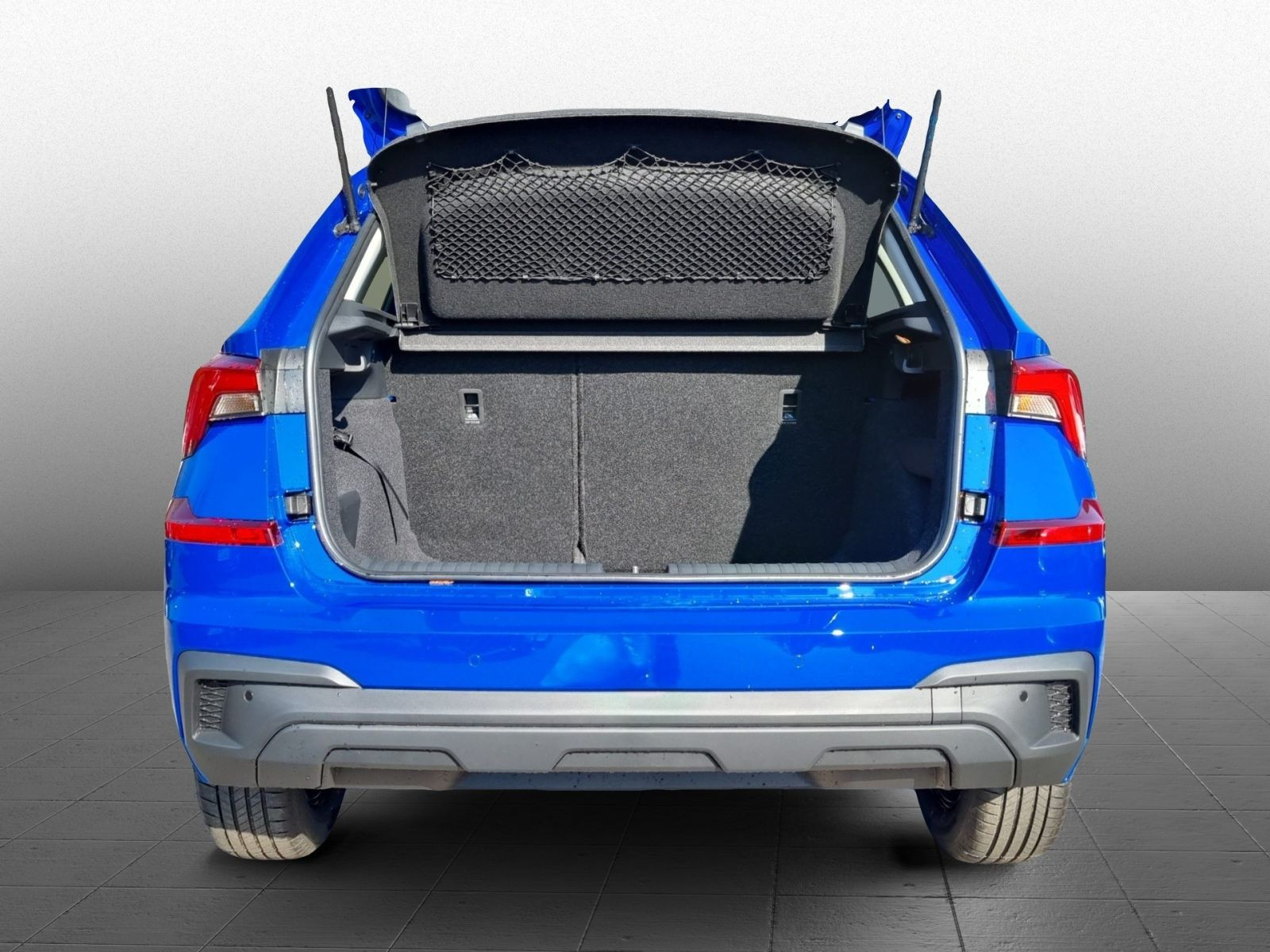 Skoda Kamiq Essence 1,0 TSI LED SmartLink PDC GRA