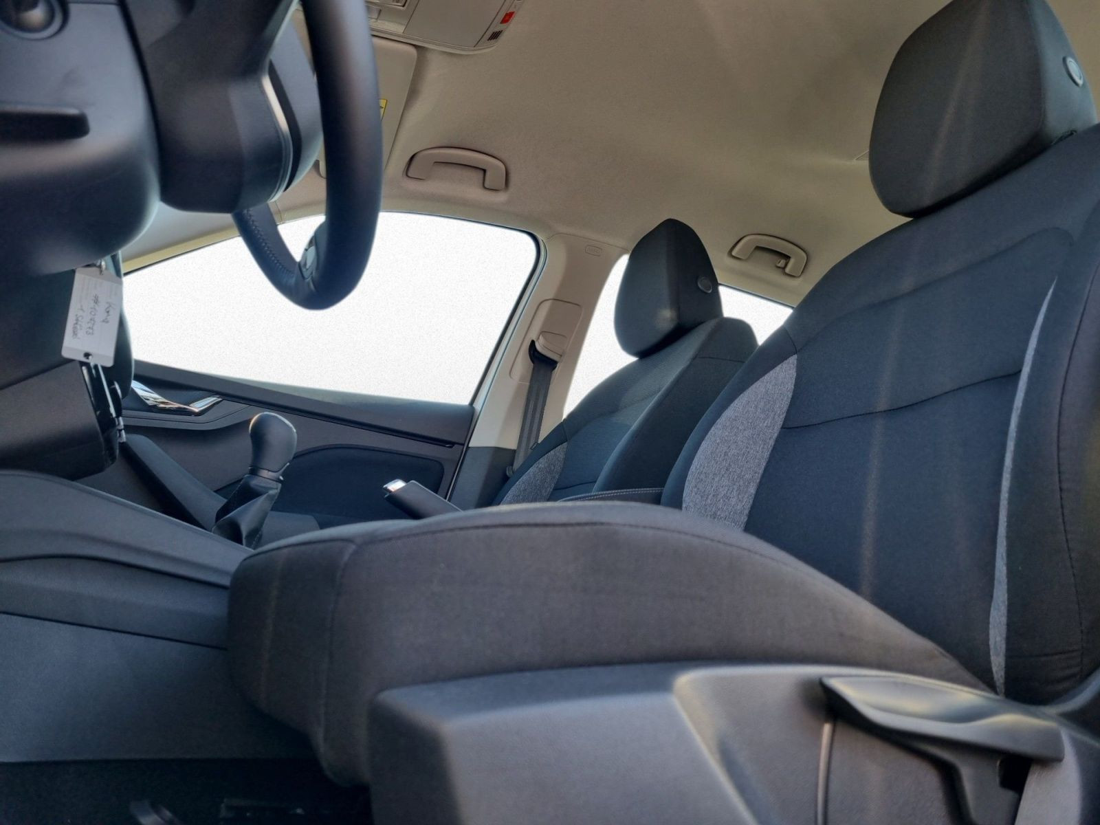 Skoda Kamiq Essence 1,0 TSI LED SmartLink PDC GRA