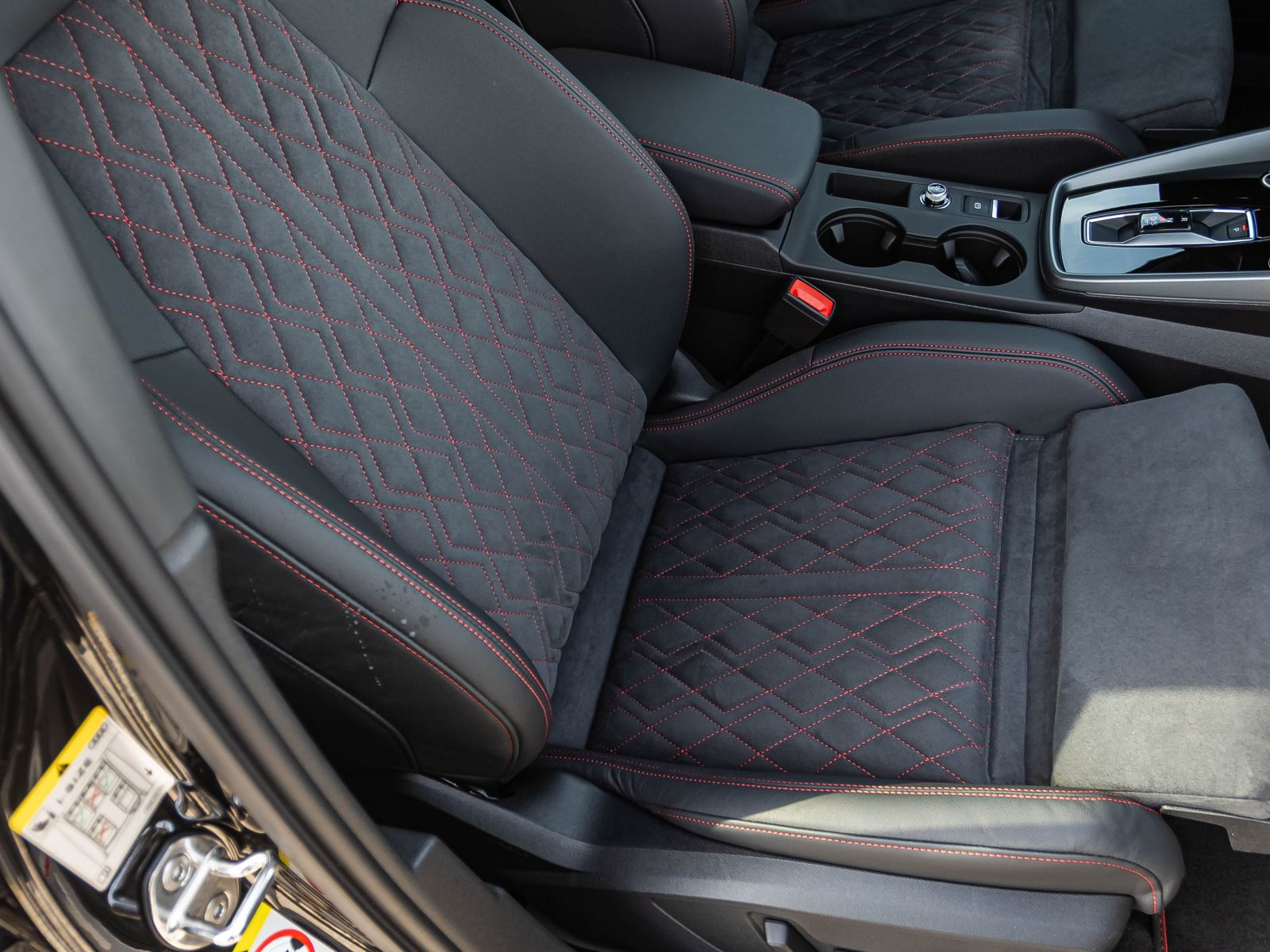 Audi A3 Limousine S line 35TDI Stronic Navi HuD Matrix