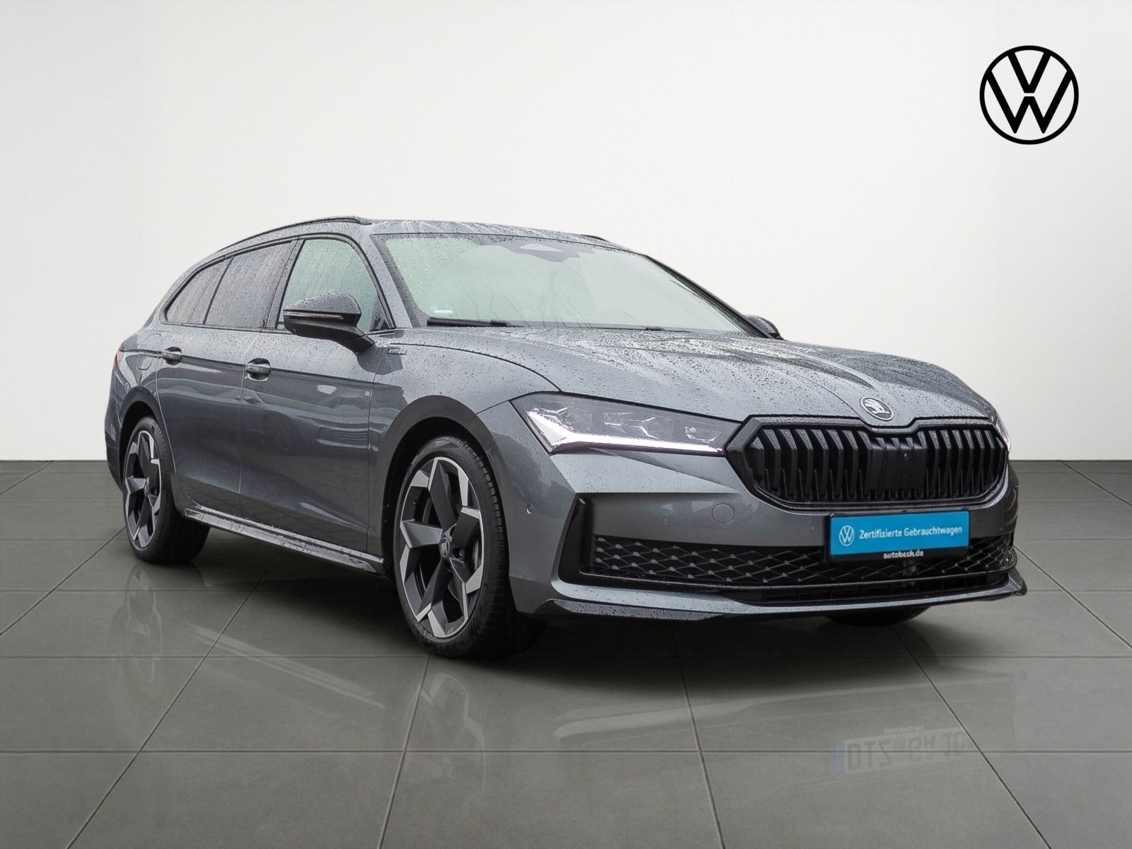Skoda Superb Combi Sportline DSG 4x4 DCC ACC AHK LED