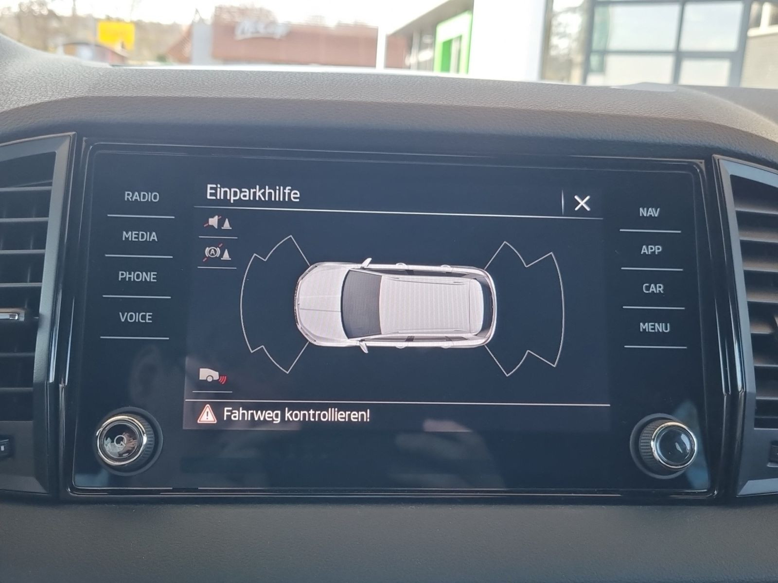 Skoda Karoq Sportline 2,0 TDI 4x4 DSG Standhzg DCC EPH