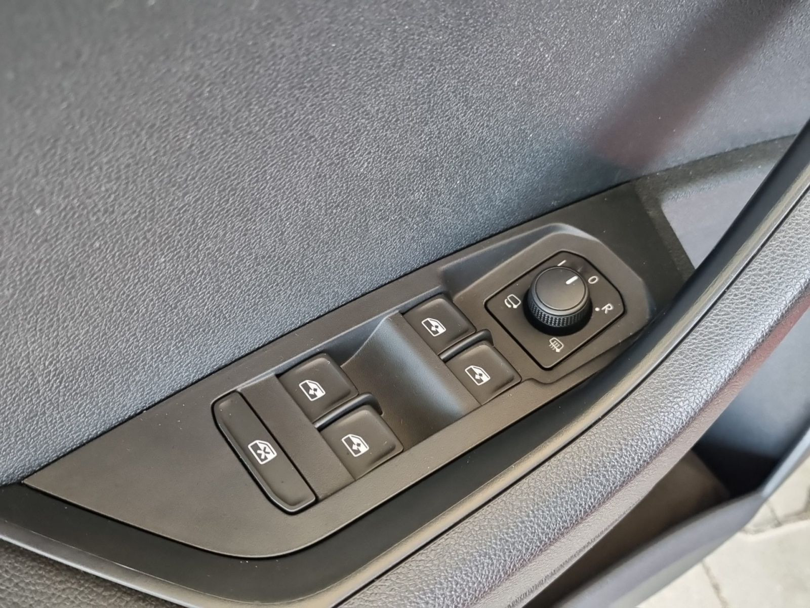 Skoda Karoq Sportline 2,0 TDI 4x4 DSG Standhzg DCC EPH