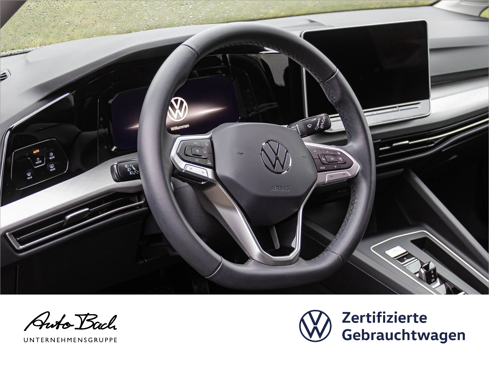 Volkswagen Golf VIII Life 1.5 eTSI DSG LED CarPlay ACC EPH DAB