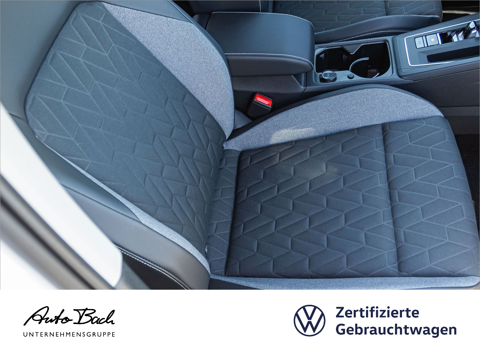 Volkswagen Golf VIII 1.5 eTSI DSG Goal, LED, Rückfahrkamera, App-Connect, Digital Cockpit Pro