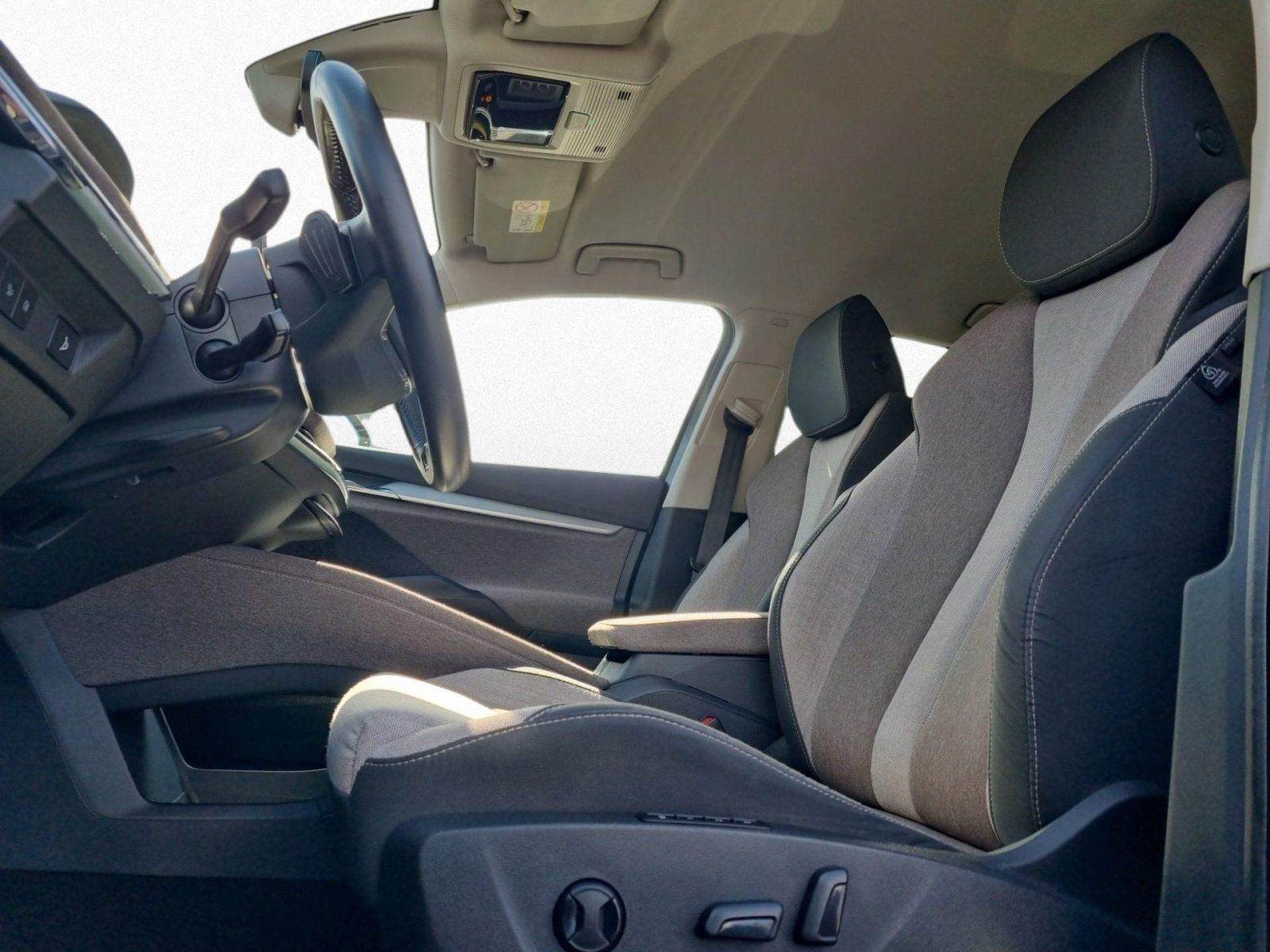 Skoda Enyaq 60 Lodge Navi EPH GRA LED Sitzhzg