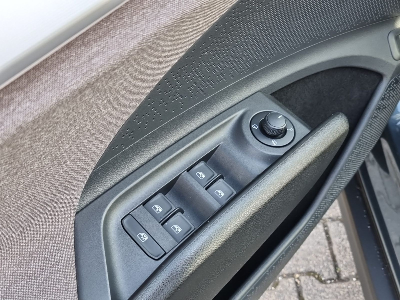 Skoda Enyaq 60 Lodge Navi EPH GRA LED Sitzhzg