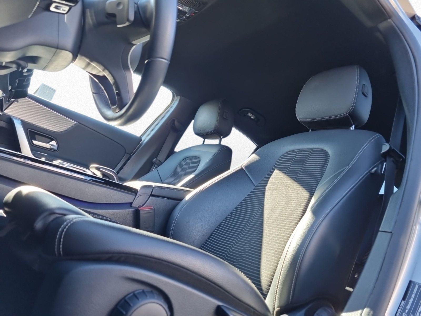 Mercedes-Benz A 180 A-Klasse A 180 Progressive Klima EPH Sitzhzg