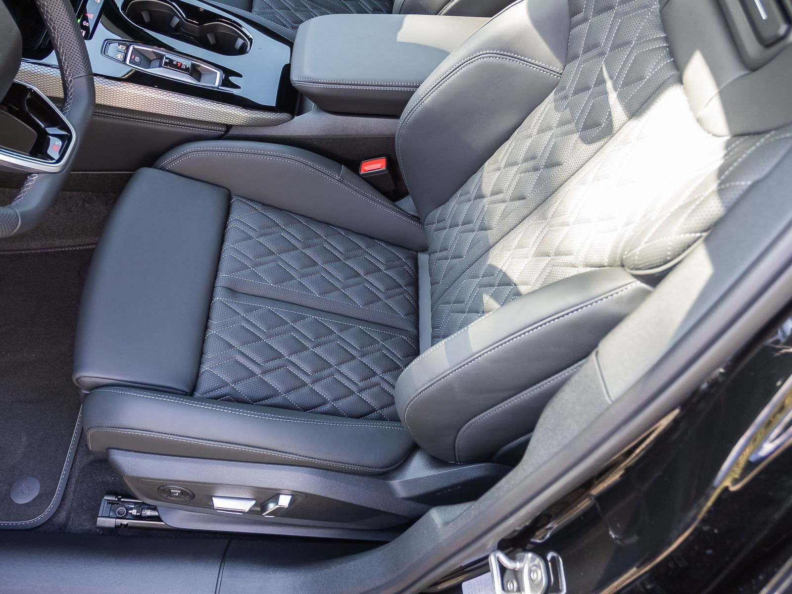 Audi A5 Avant S line e-hybrid qu. 270kW AHK TechPlus 20"