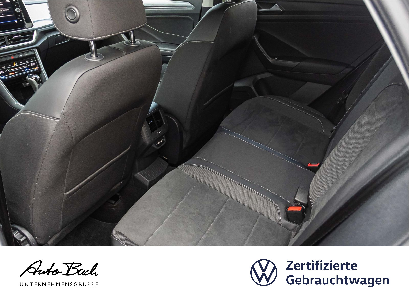 Volkswagen T-Roc Style 1.5TSI DSG Navi LED ACC EPH AHK