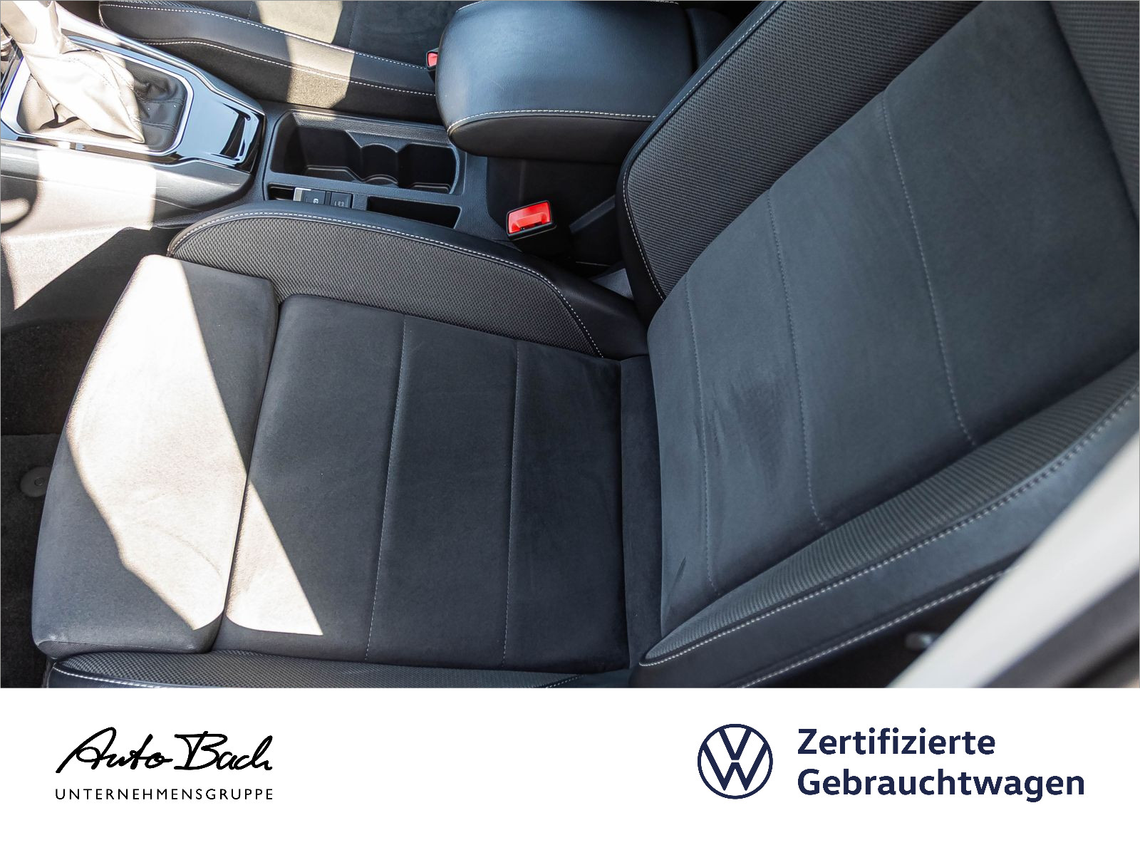 Volkswagen T-Roc Style 2.0TDI DSG Navi LED CarPlay ACC EPH