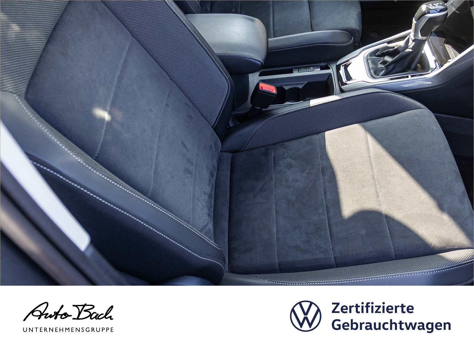 Volkswagen T-Roc Style 2.0TDI DSG Navi LED CarPlay ACC EPH