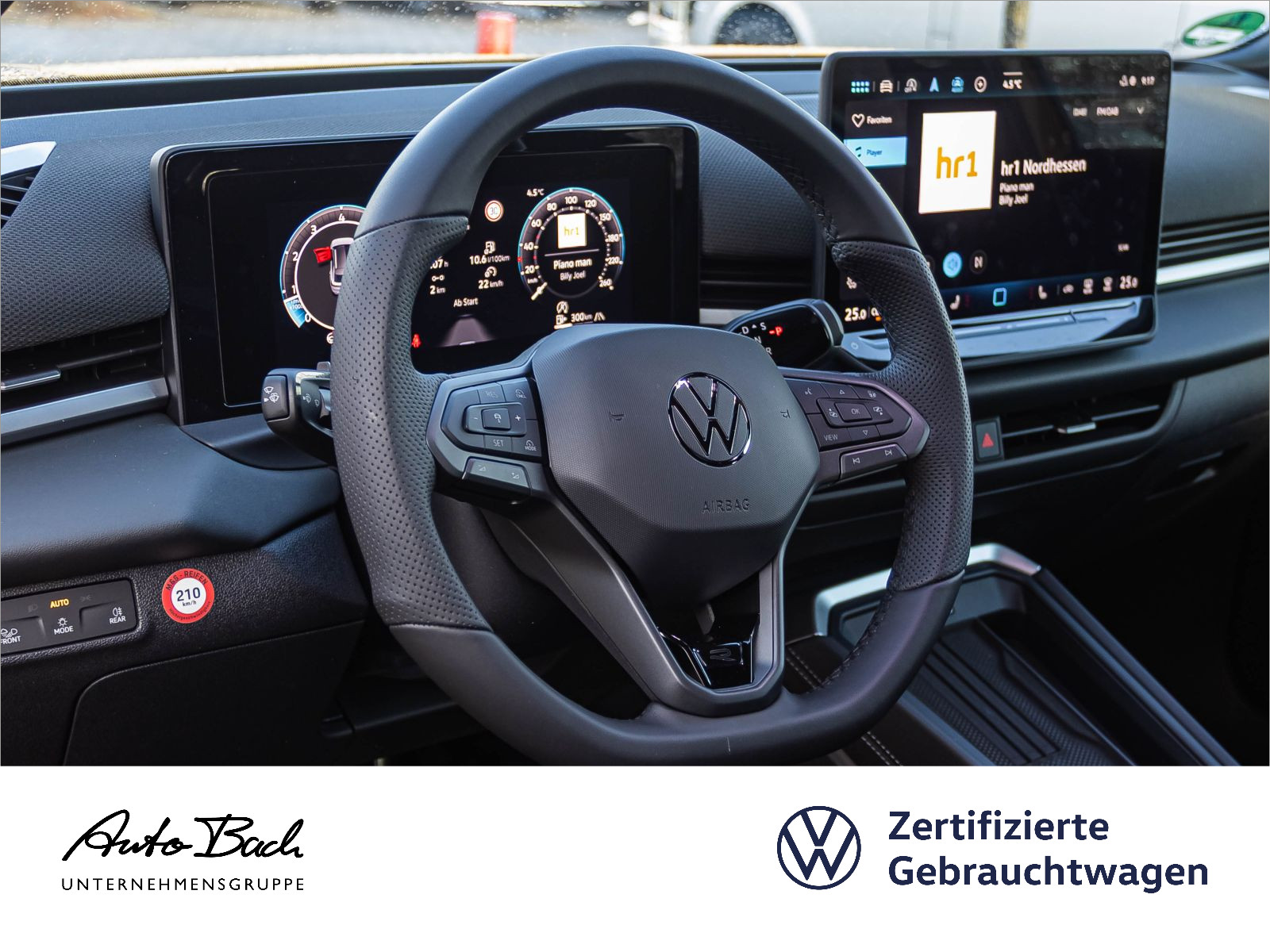 Volkswagen T-Roc R-Line 1.5 eTSI DSG Navi LED ACC EPH AHK