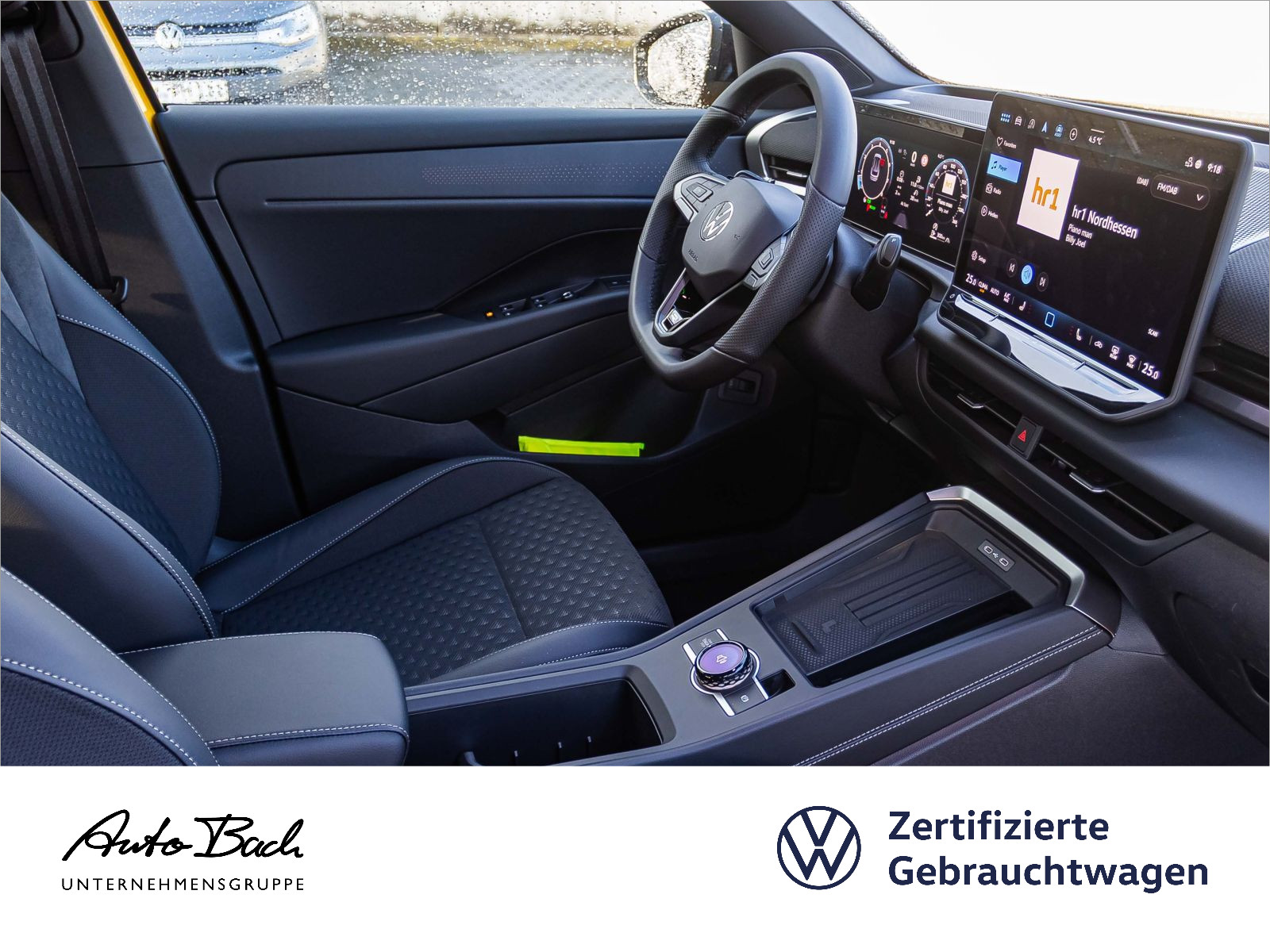 Volkswagen T-Roc R-Line 1.5 eTSI DSG Navi LED ACC EPH AHK