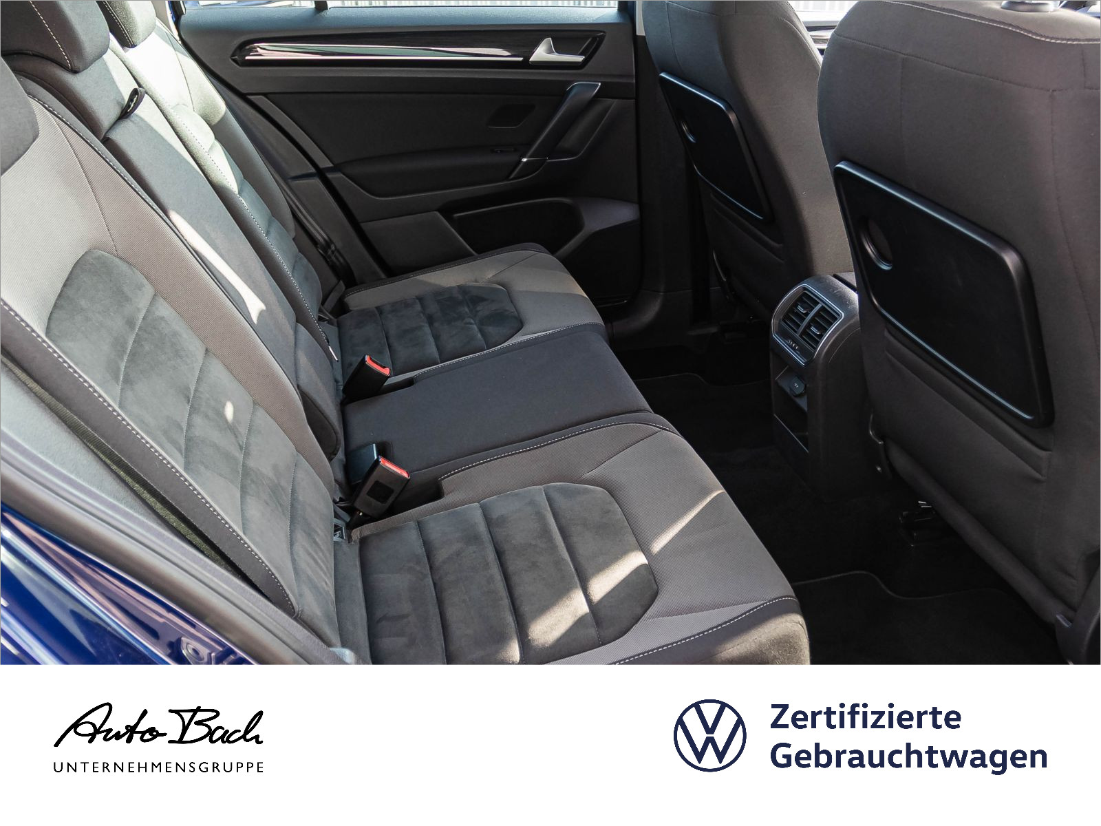 Volkswagen Golf Sportsvan Highline 1.4TSI DSG Navi LED EPH AHK