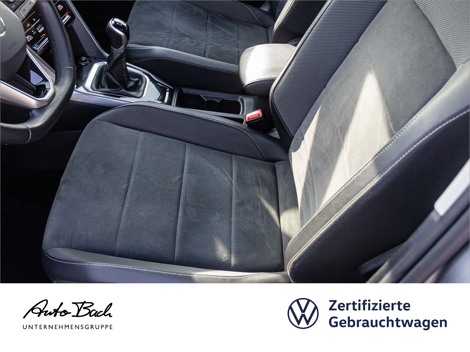 Volkswagen T-Roc Style 1.5TSI Navi LED Standhzg ACC EPH DAB