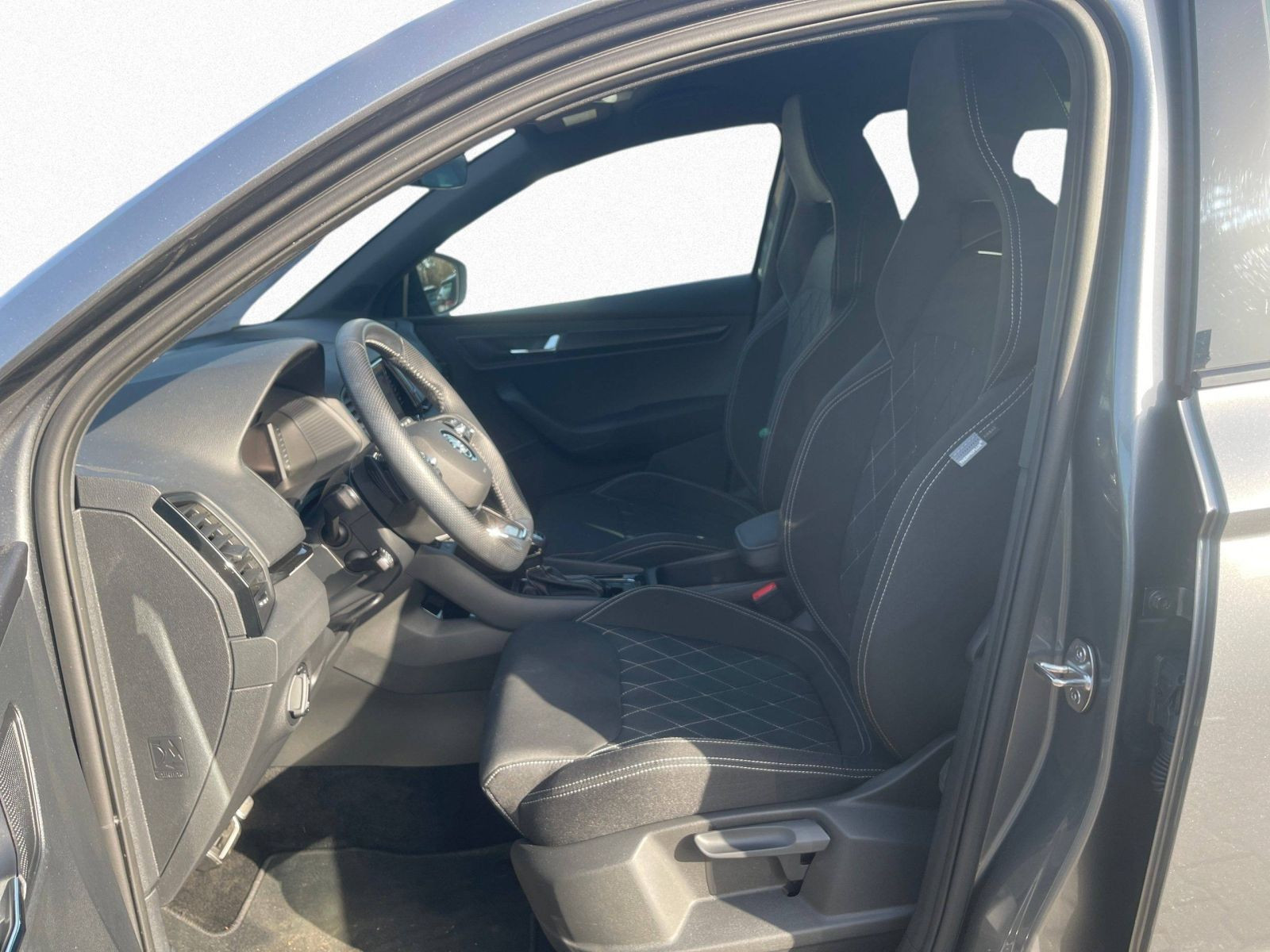 Skoda Karoq Sportline 4x4 2.0TDI 110kW Navi ACC LED EPH