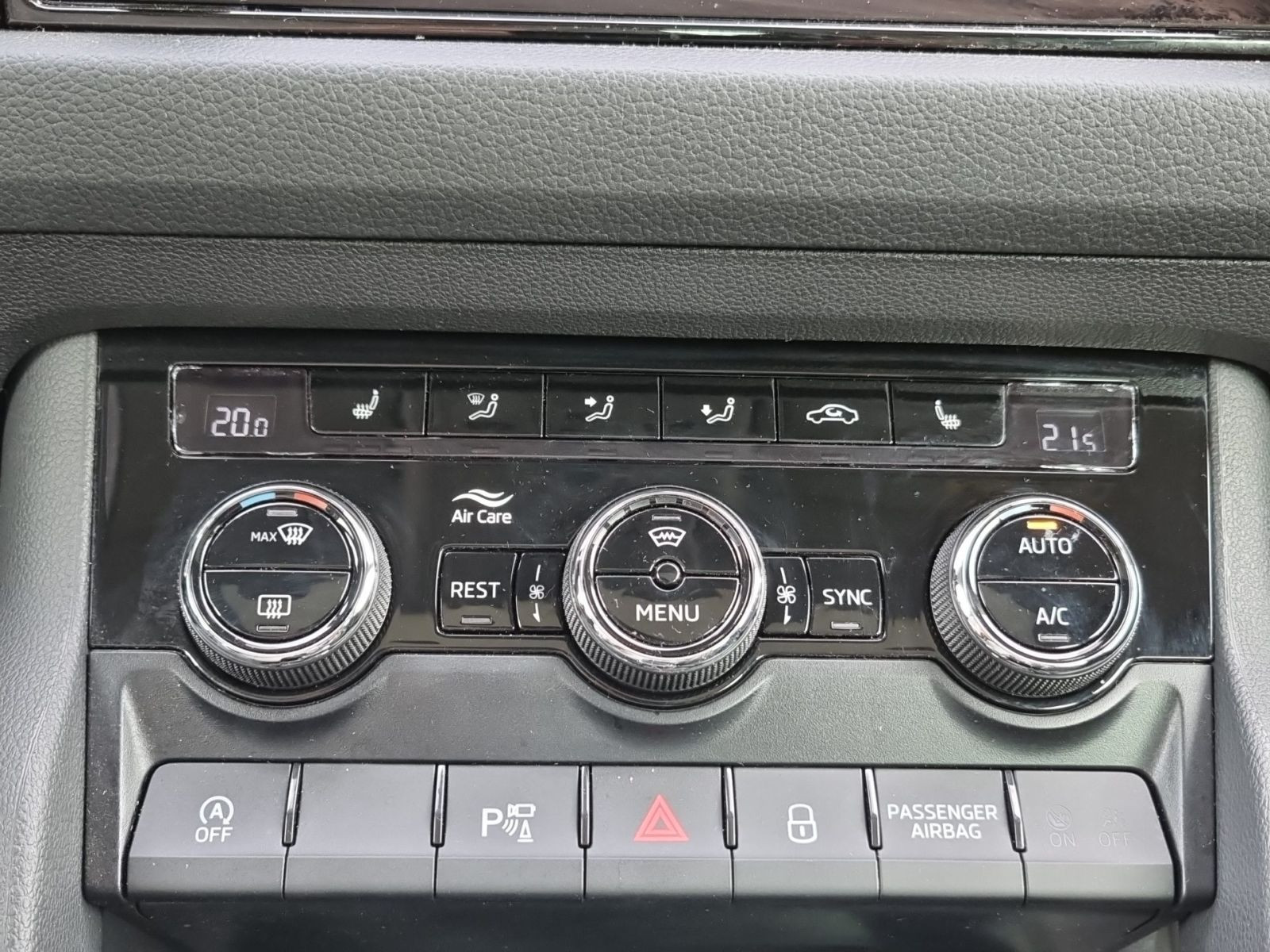 Skoda Kodiaq L&K 2.0 TDI 4x4 DSG Panorama Navi LED GRA