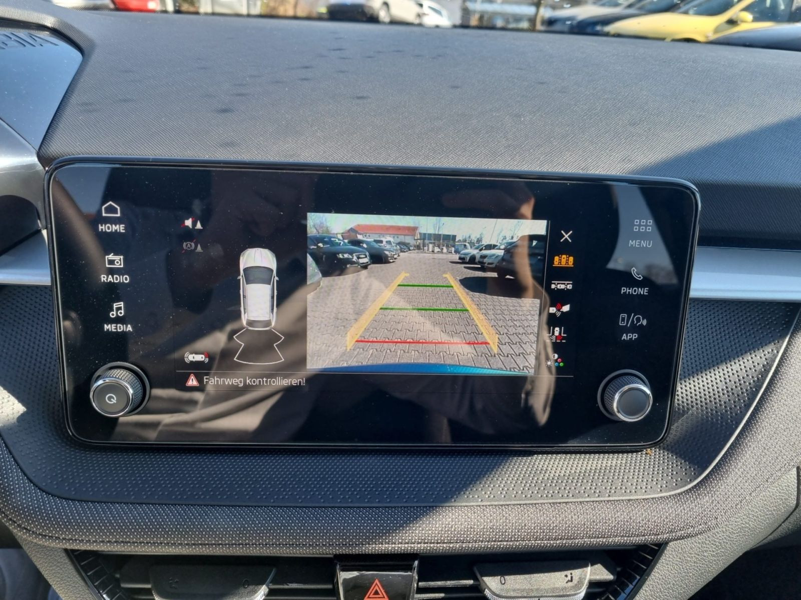 Skoda Fabia 130 Jahre 1,0 MPI Klima Sitzhzg LED CarPlay