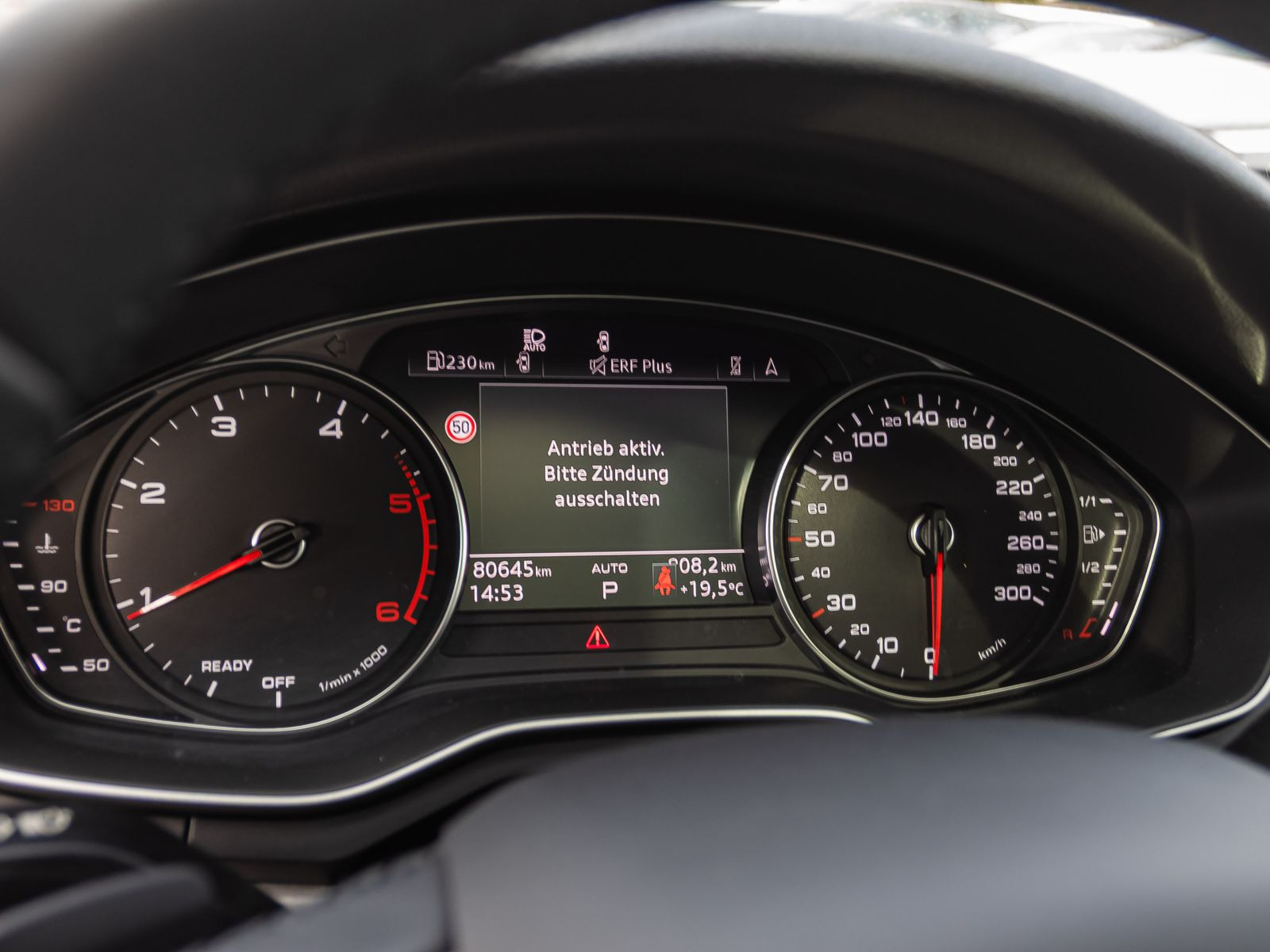 Audi A4 Avant S line 40TDI Stronic Navi Panorama ACC AHK