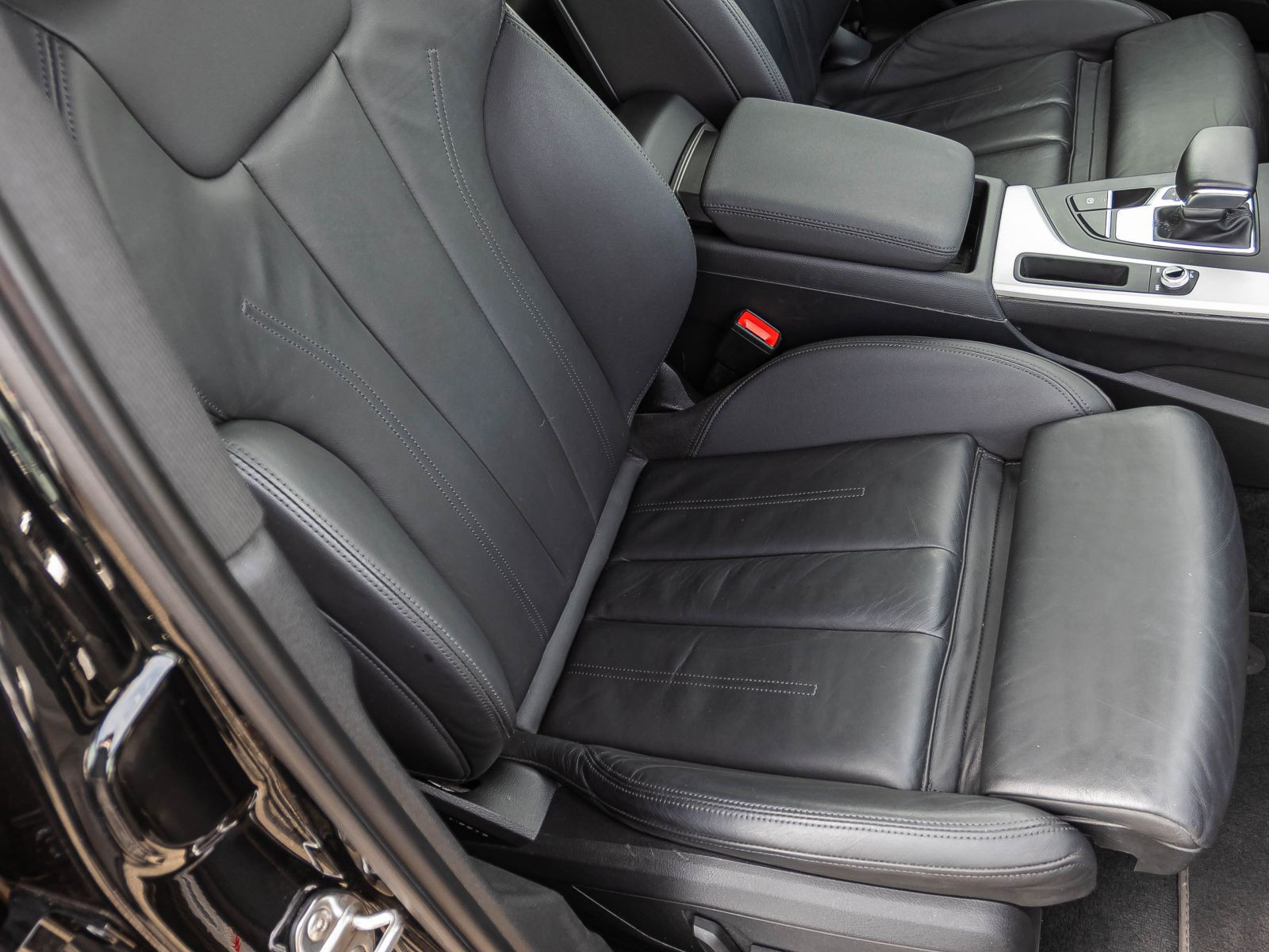 Audi A4 Avant S line 40TDI Stronic Navi Panorama ACC AHK