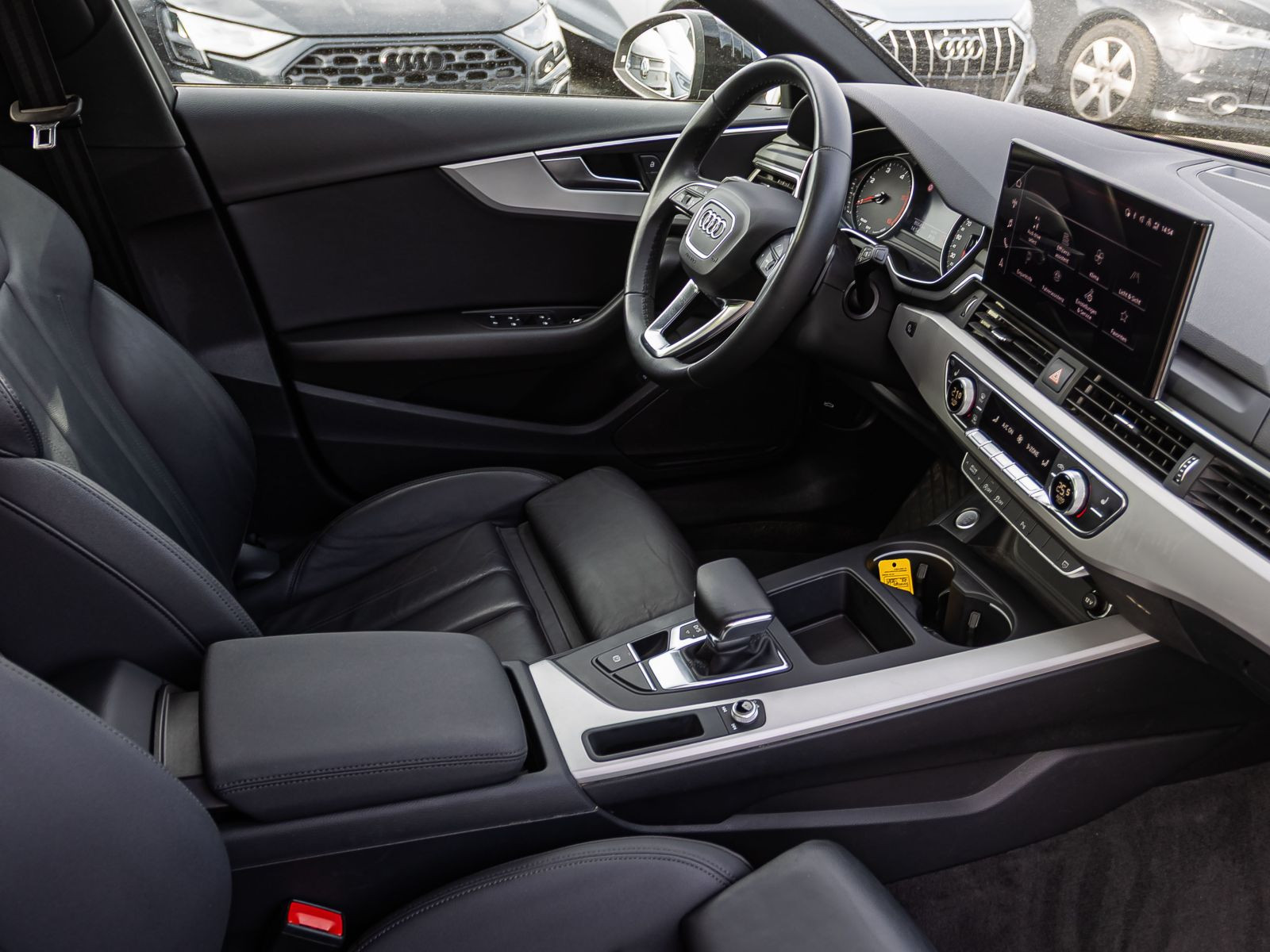 Audi A4 Avant S line 40TDI Stronic Navi Panorama ACC AHK