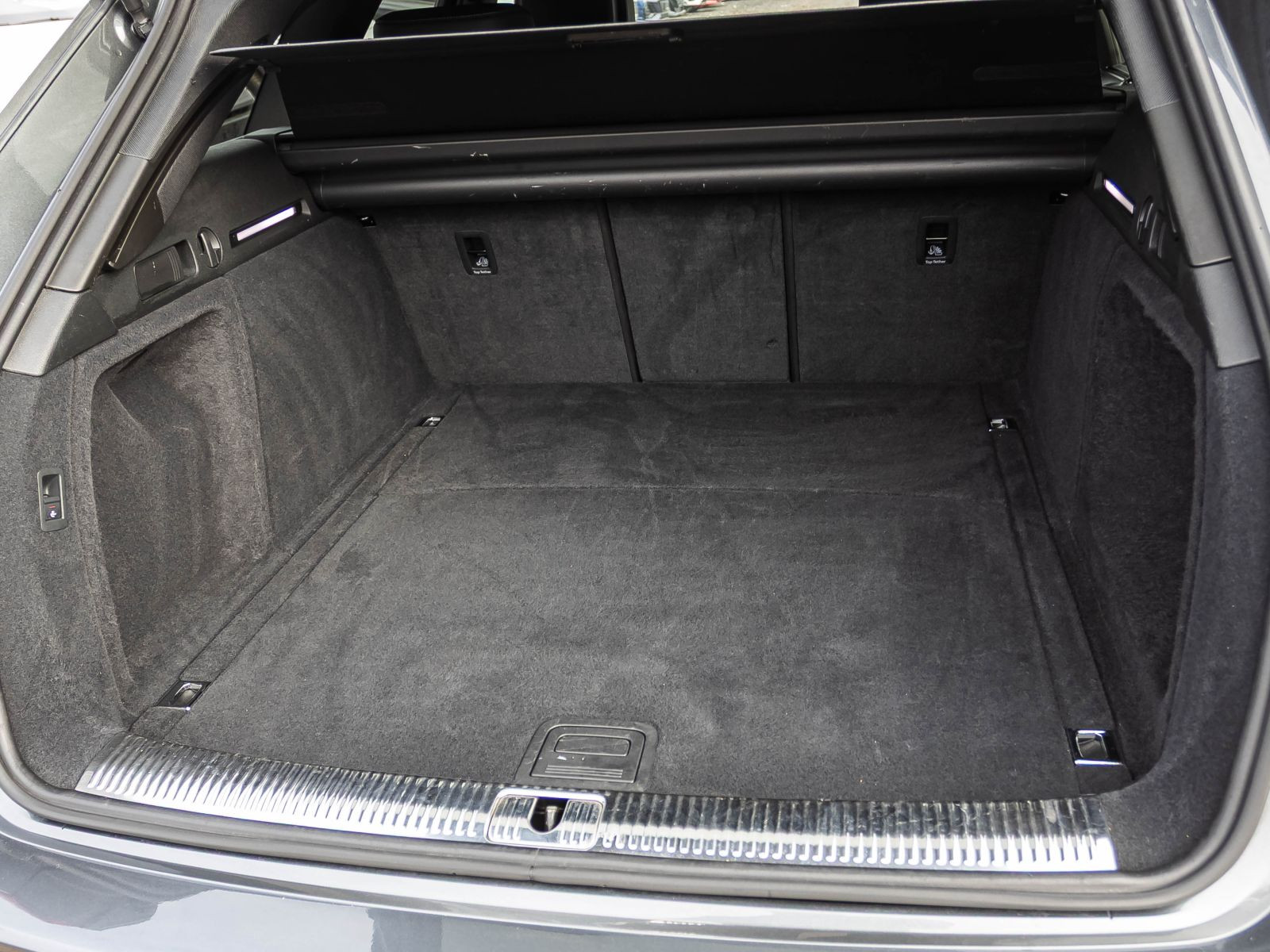 Audi A4 Avant S line 40TDI qu Stronic Navi LED ACC AHK