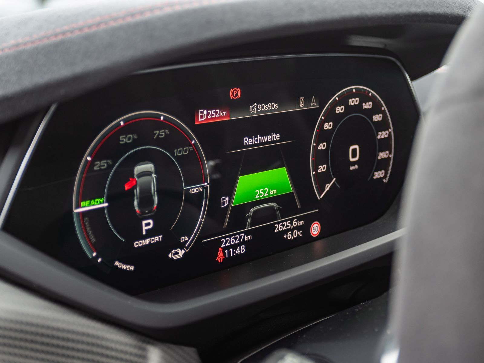 Audi RS e-tron GT Navi Matrix HuD Standklima Panorama B&O