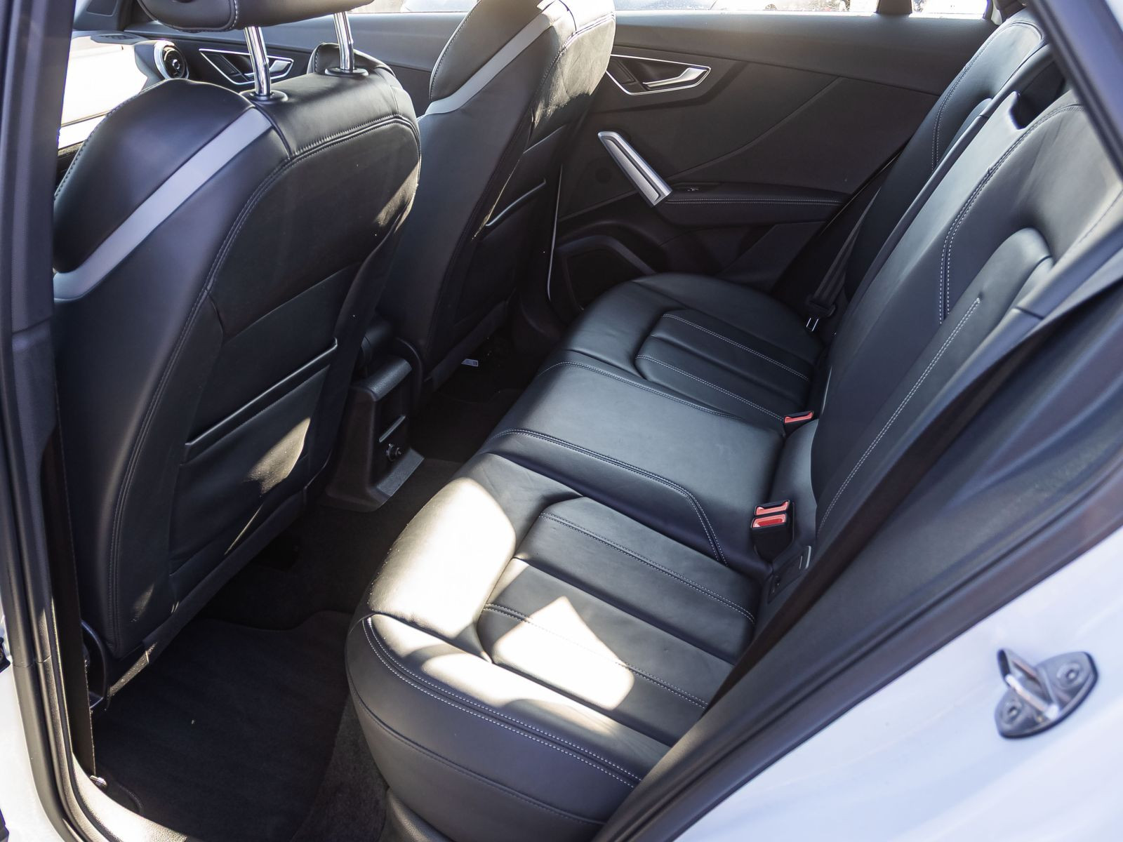 Audi Q2 S line 35TFSI Stronic Navi LED GRA EPH AHK