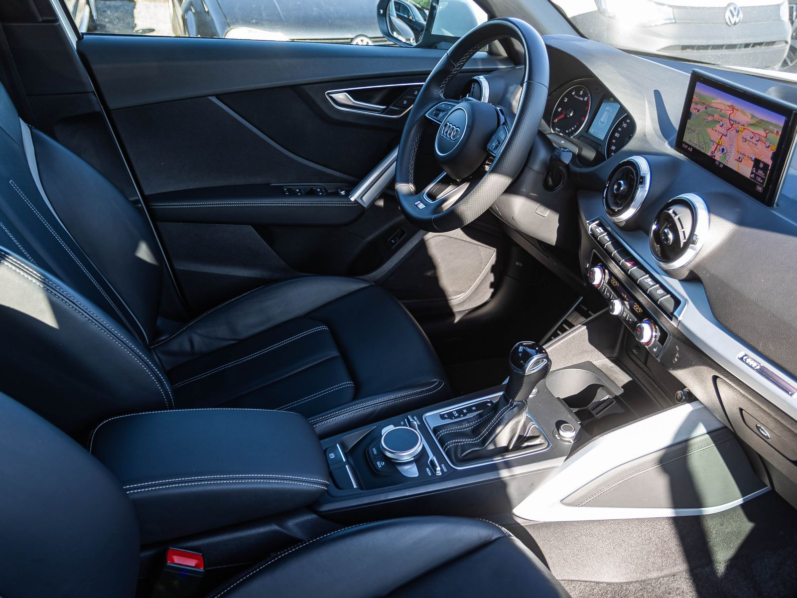 Audi Q2 S line 35TFSI Stronic Navi LED GRA EPH AHK